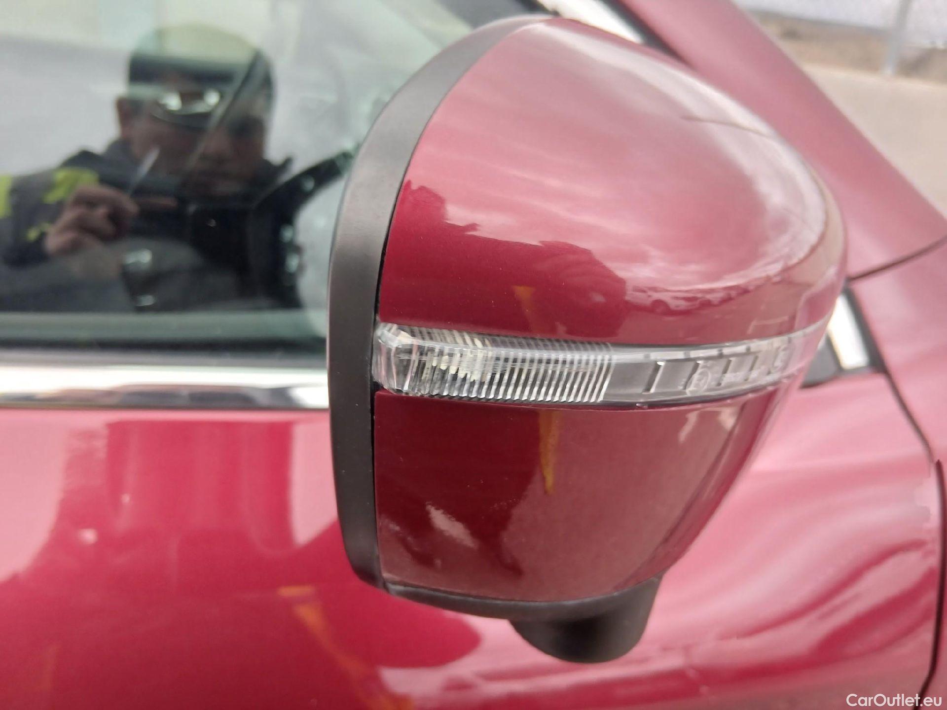  Nissan  Qashqai NISSAN  / 2017 / 5P / todoterreno DIG-T 103 kW (140 CV) E6D N-CONNECTA #28