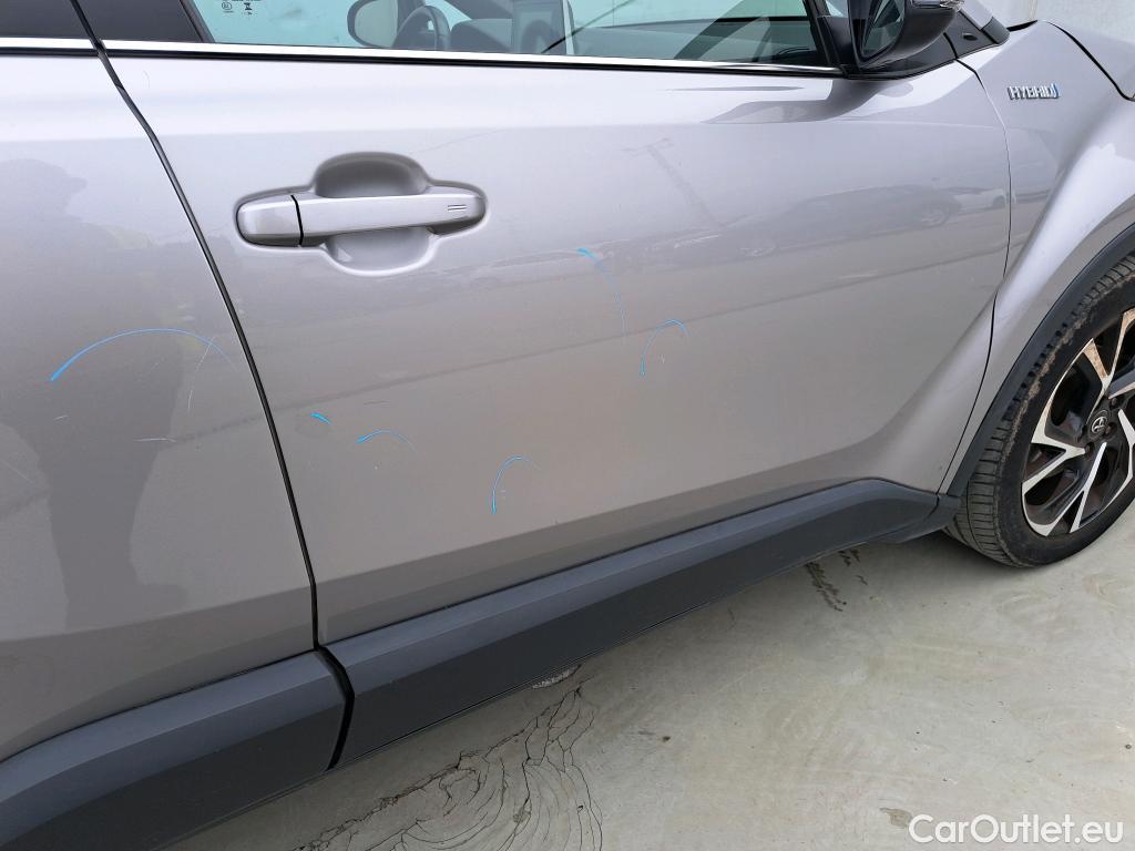  Toyota  C-HR TOYOTA  / 2016 / 5P / todoterreno 1.8 125H Advance (CX) #12