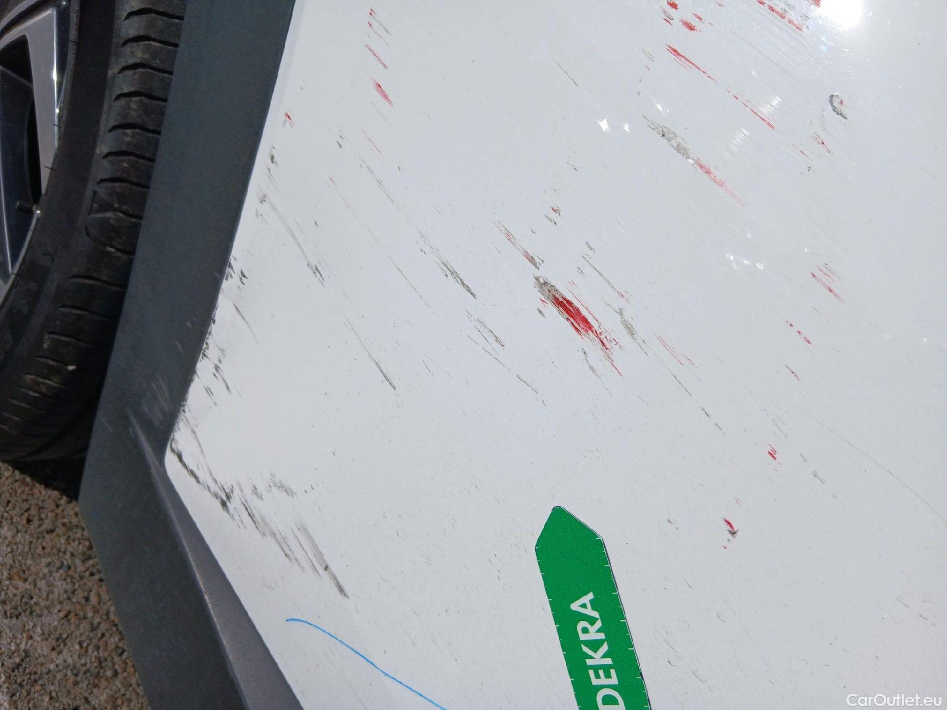  Hyundai  Tucson HYUNDAI  / 2020 / 5P / todoterreno 1.6 TGDI 169kW HEV Tecno Auto 2C #33