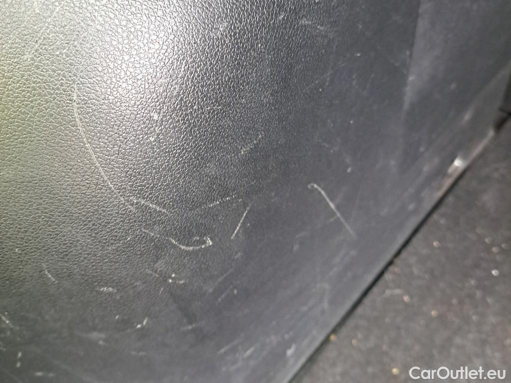  KIA  Niro KIA  / 2019 / 5P / crossover 1.6 GDi HEV 104kW (141CV) Drive #62