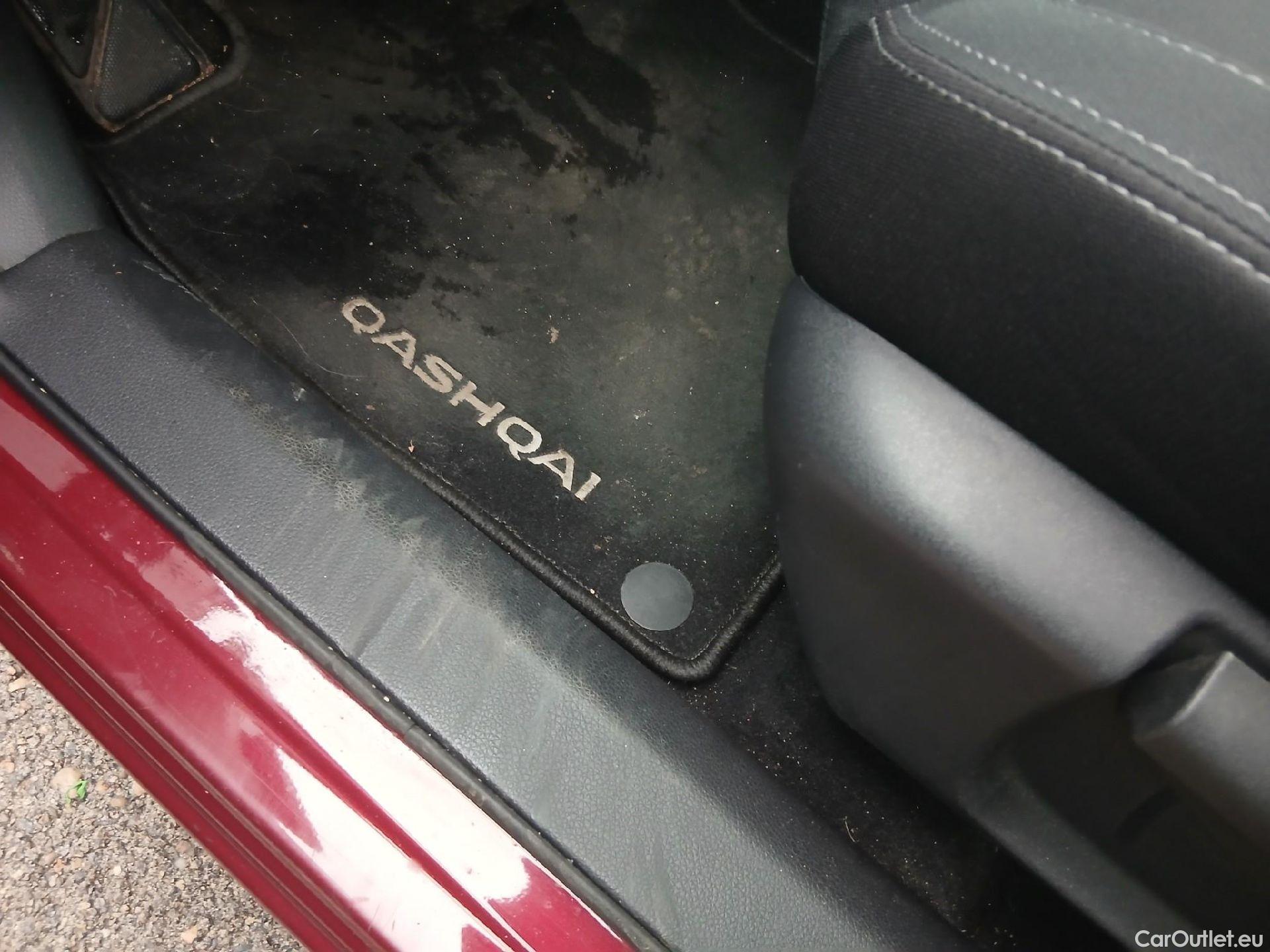  Nissan  Qashqai NISSAN  / 2017 / 5P / todoterreno DIG-T 103 kW (140 CV) E6D N-CONNECTA #1