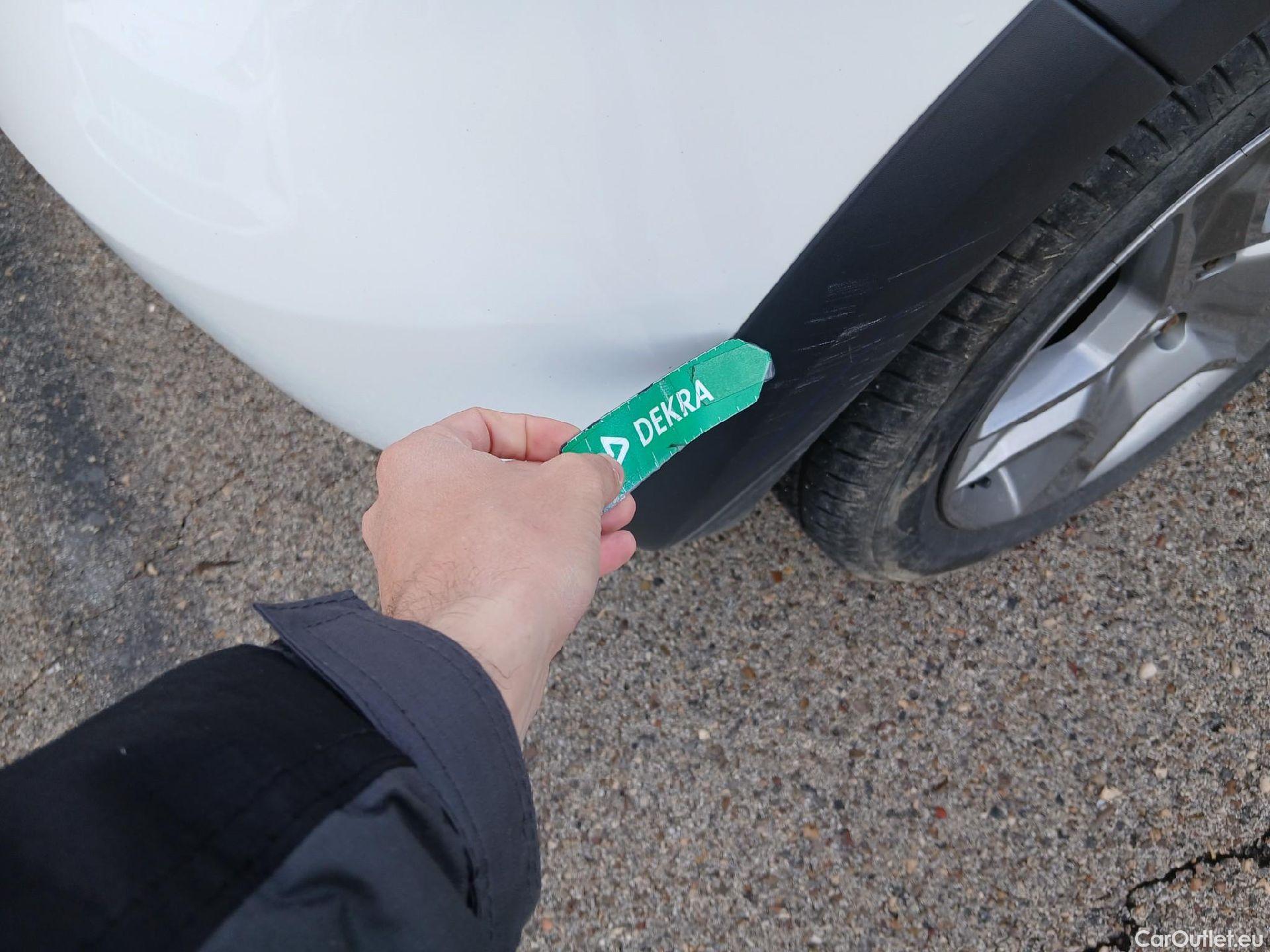  Dacia  Sandero DACIA  / 2016 / 5P / berlina con portón Stepway Essential Blue dCi 70kW (95CV) #23