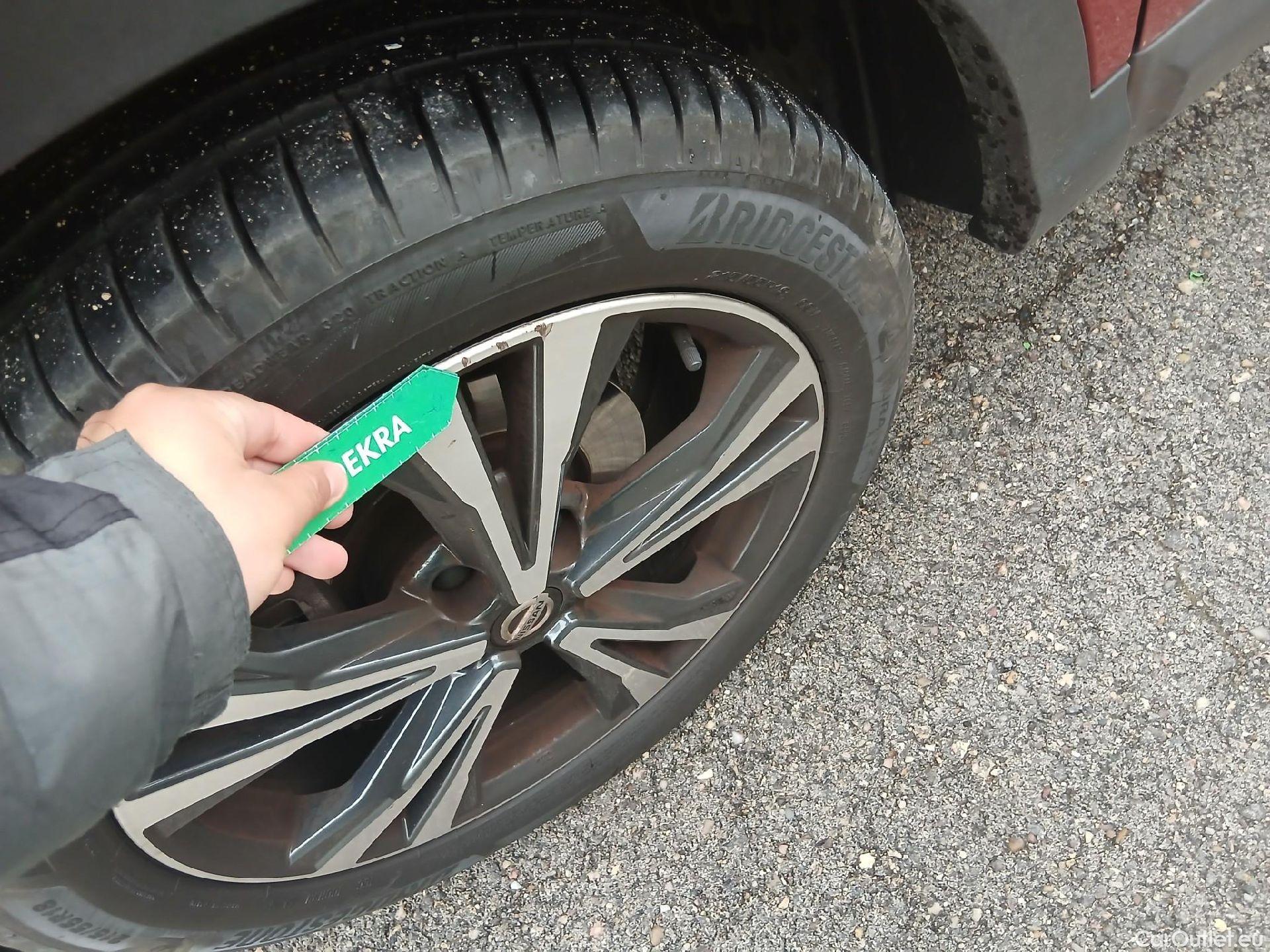  Nissan  Qashqai NISSAN  / 2017 / 5P / todoterreno DIG-T 103 kW (140 CV) E6D N-CONNECTA #11