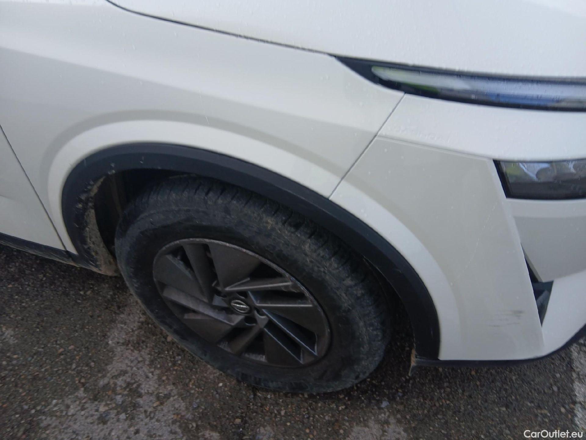  Nissan  Qashqai NISSAN  / 2021 / 5P / todoterreno DIG-T 116kW (158CV) mHEV Xtronic Acenta (AC2) #27