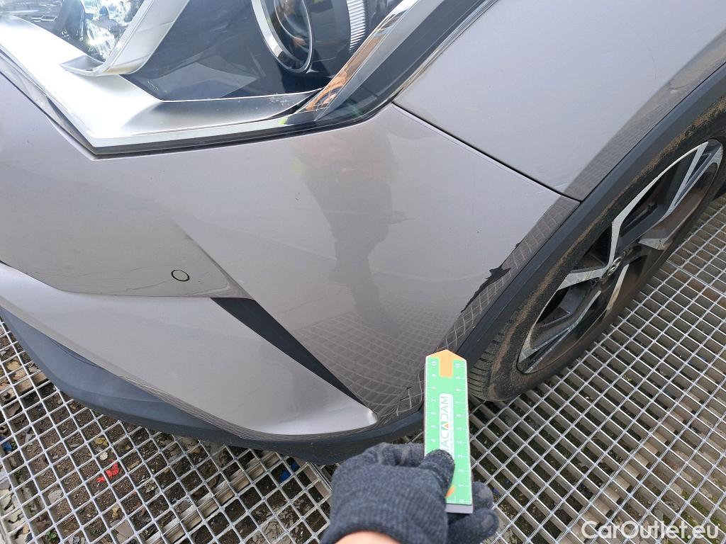  Toyota  C-HR TOYOTA  / 2016 / 5P / todoterreno 1.8 125H Advance (CX) #32