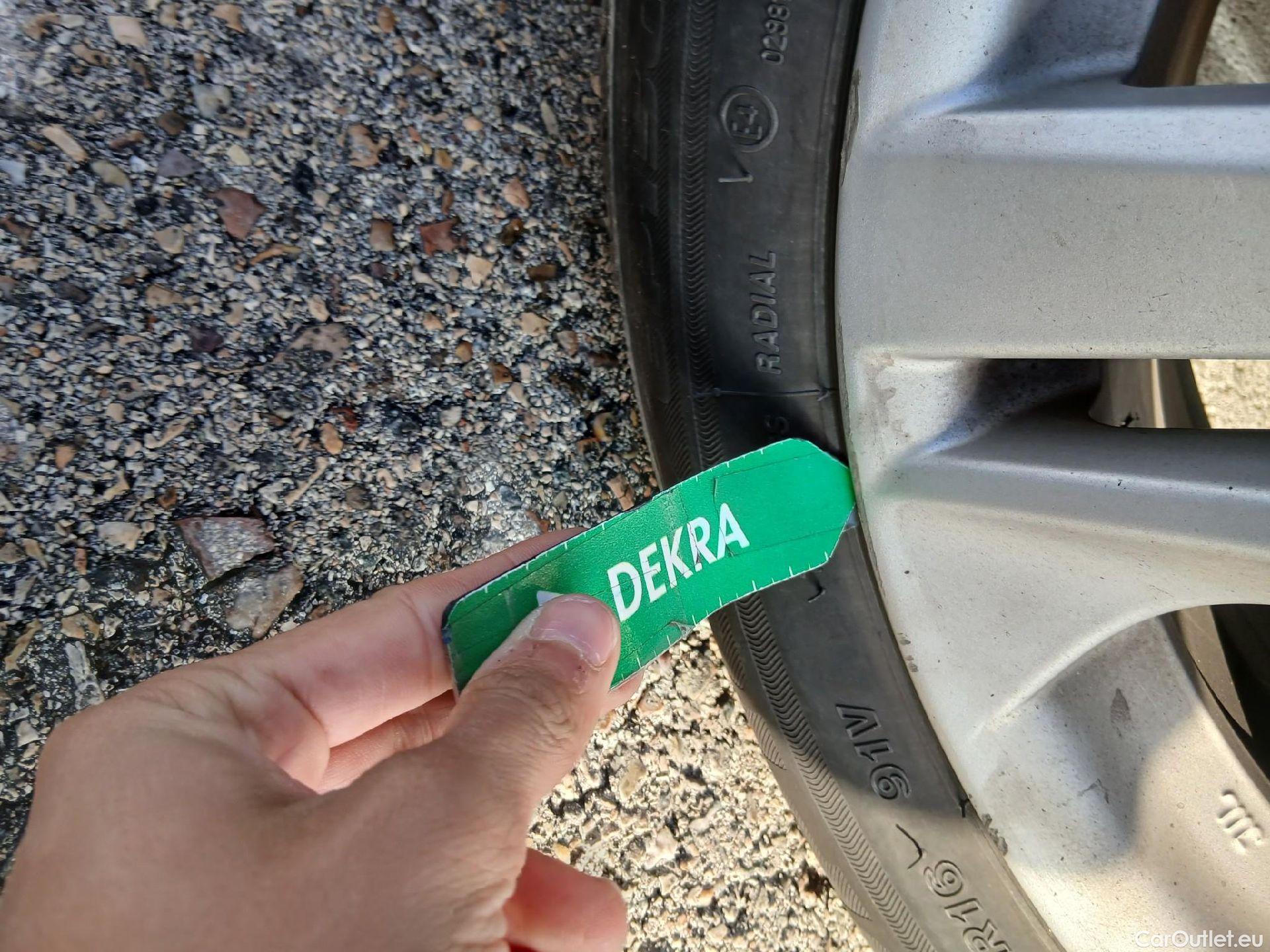  Toyota  Corolla TOYOTA  1.8 125H ACTIVE TECH E-CVT #16