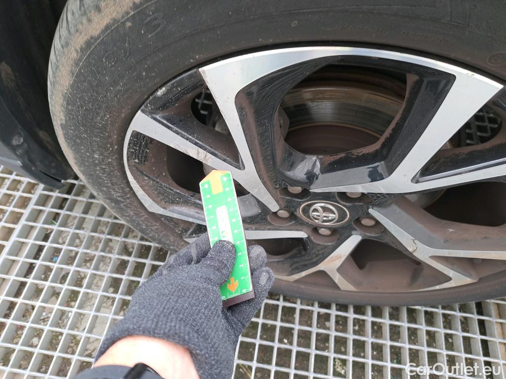  Toyota  C-HR TOYOTA  / 2016 / 5P / todoterreno 1.8 125H Advance (CX) #6