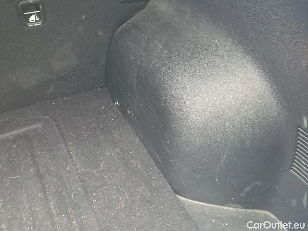  KIA  Niro KIA  / 2019 / 5P / crossover 1.6 GDi HEV 104kW (141CV) Drive #65