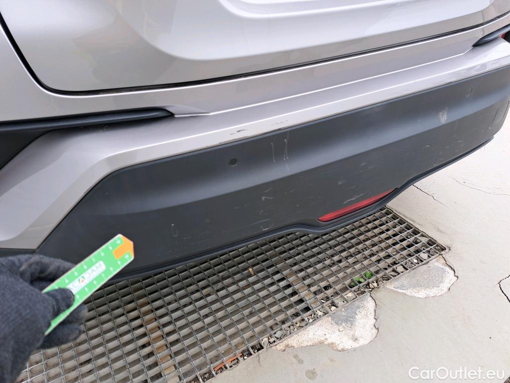  Toyota  C-HR TOYOTA  / 2016 / 5P / todoterreno 1.8 125H Advance (CX) #26