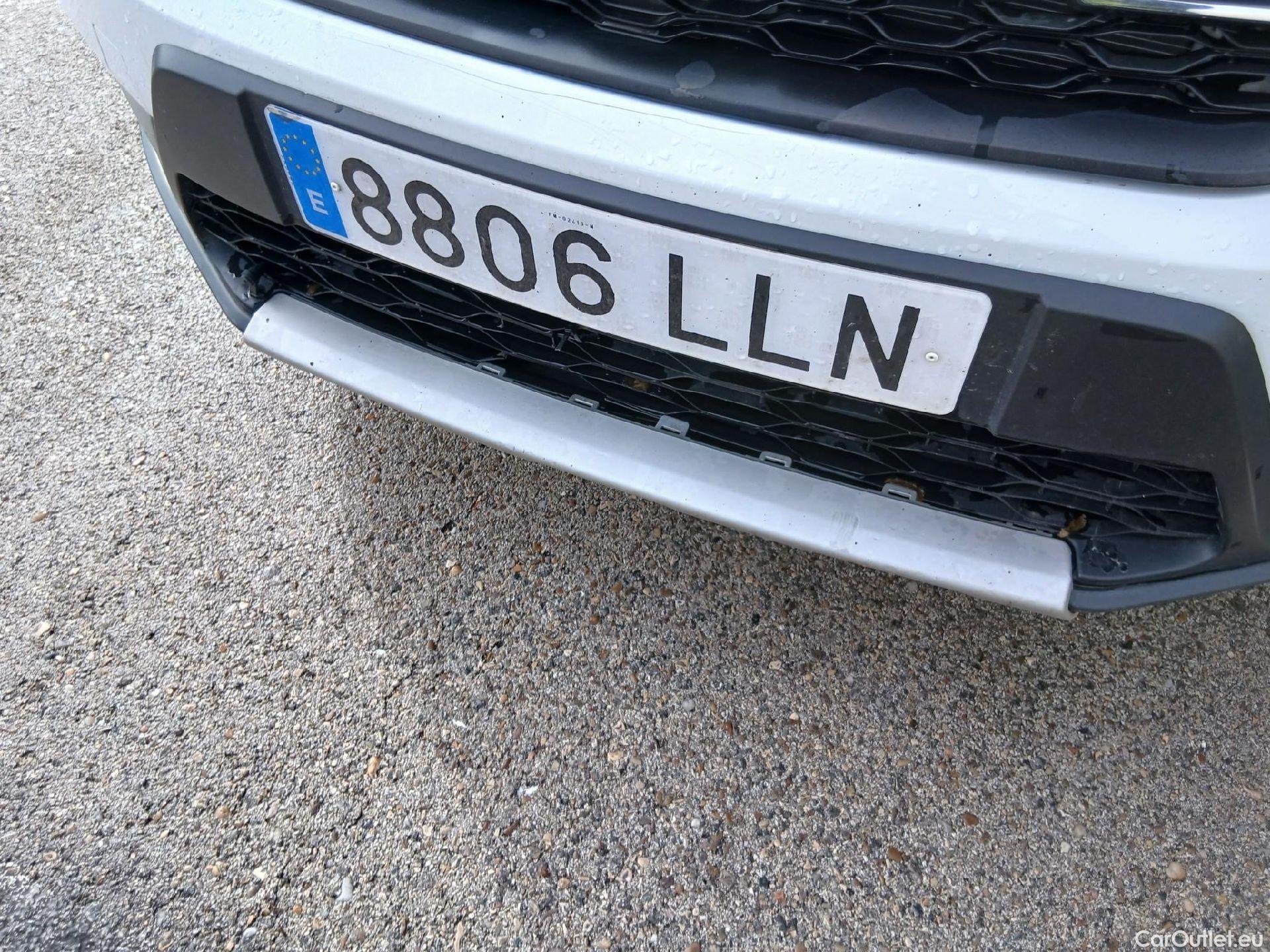  Dacia  Sandero DACIA  / 2016 / 5P / berlina con portón Stepway Essential Blue dCi 70kW (95CV) #9