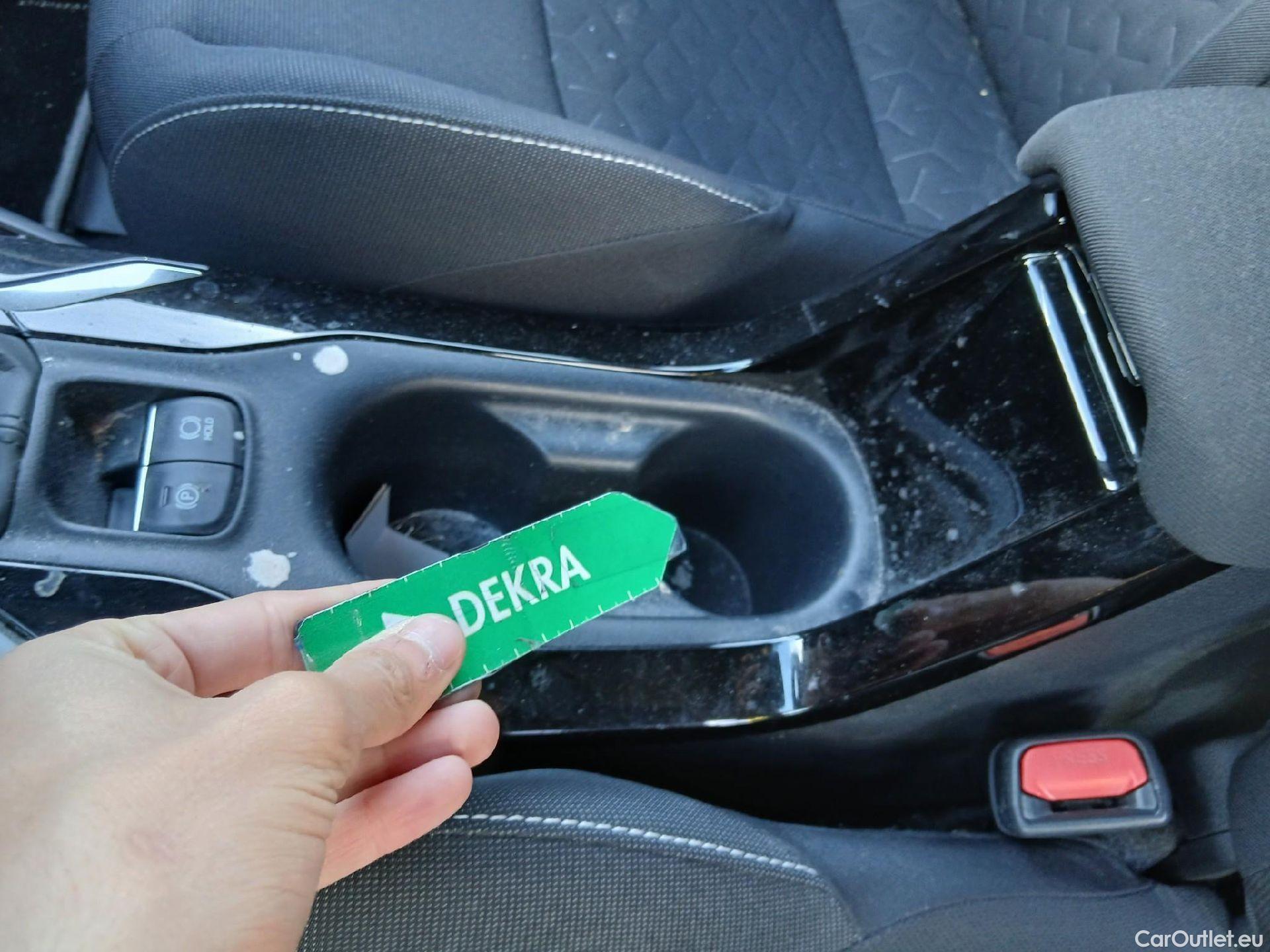  Toyota  Corolla TOYOTA  1.8 125H ACTIVE TECH E-CVT #14