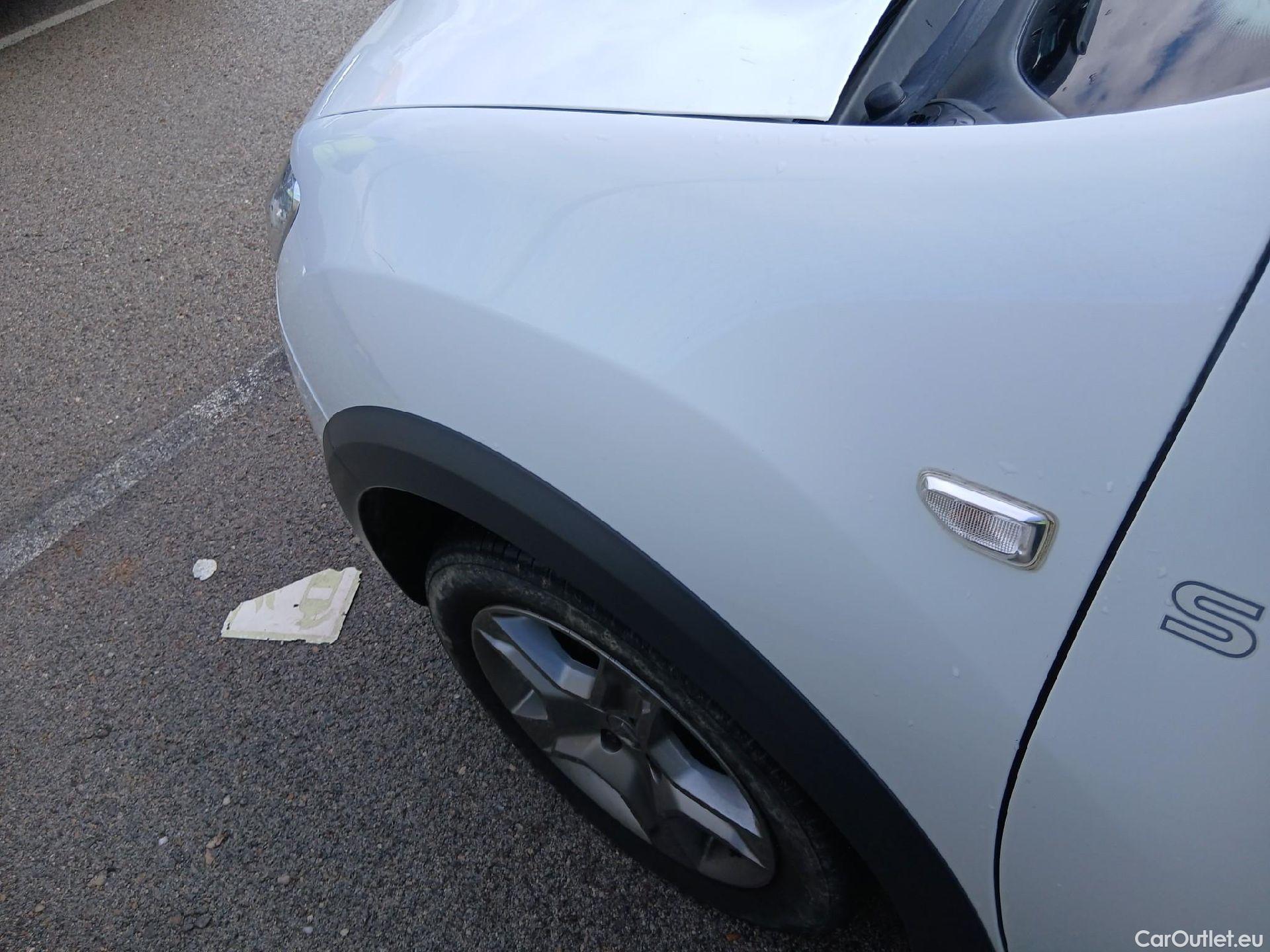  Dacia  Sandero DACIA  / 2016 / 5P / berlina con portón Stepway Essential Blue dCi 70kW (95CV) #12