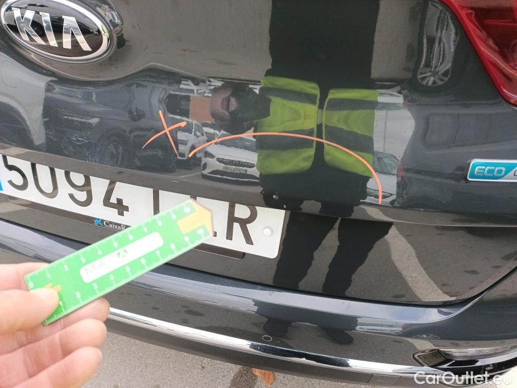  KIA  Sportage KIA  1.6MHEV Drive 100kW(136CV) 4x2(Crist Tintados)(CX) #2