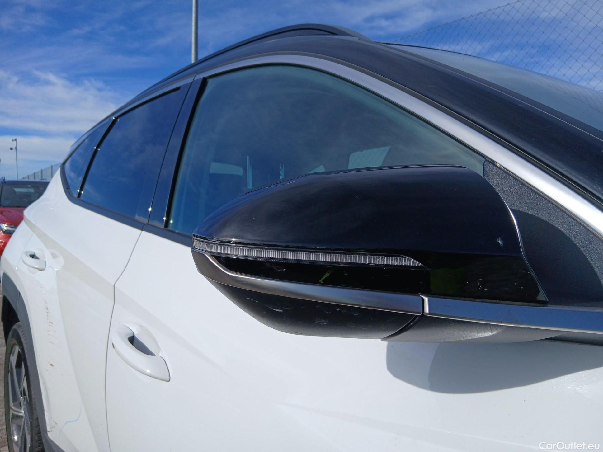  Hyundai  Tucson HYUNDAI  / 2020 / 5P / todoterreno 1.6 TGDI 169kW HEV Tecno Auto 2C #41