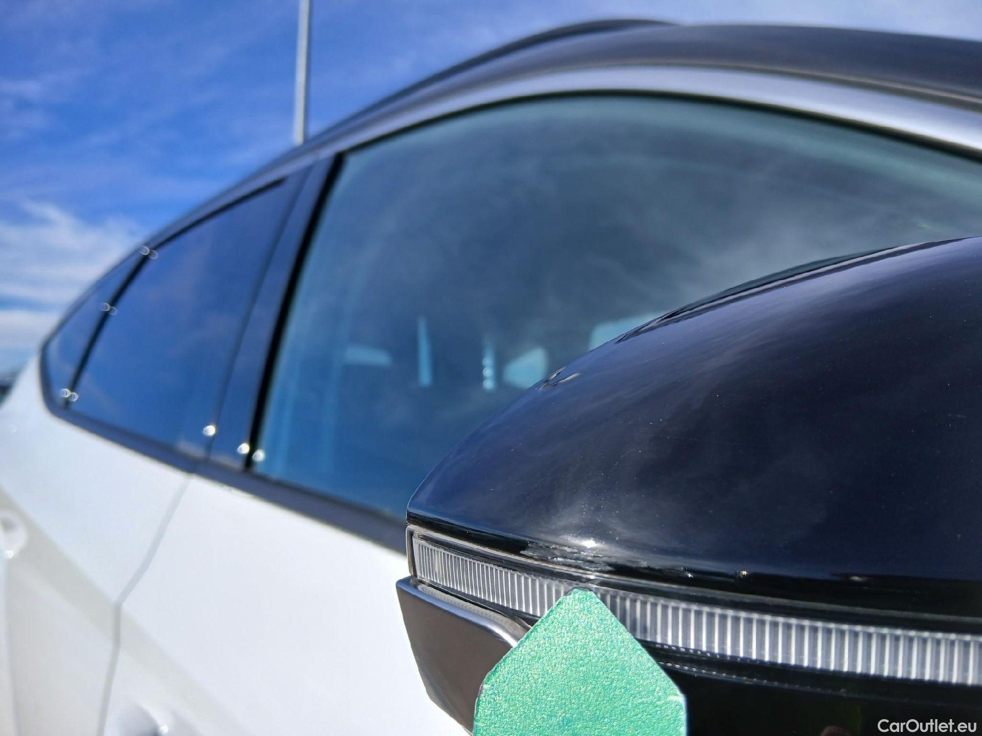  Hyundai  Tucson HYUNDAI  / 2020 / 5P / todoterreno 1.6 TGDI 169kW HEV Tecno Auto 2C #40