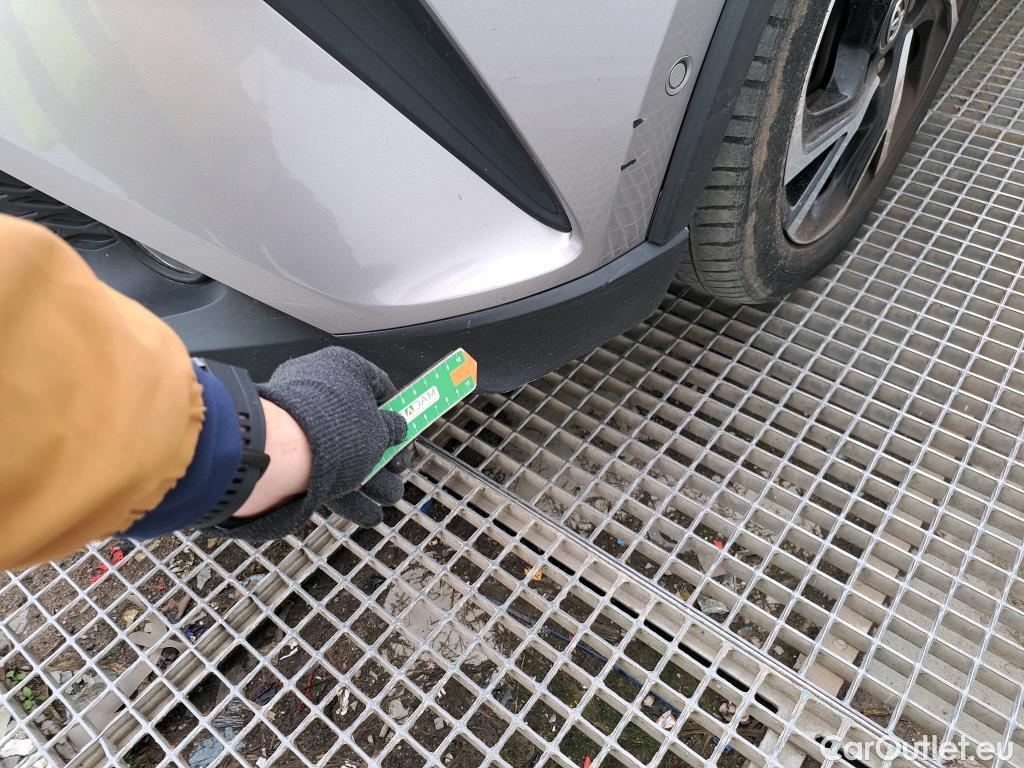  Toyota  C-HR TOYOTA  / 2016 / 5P / todoterreno 1.8 125H Advance (CX) #29