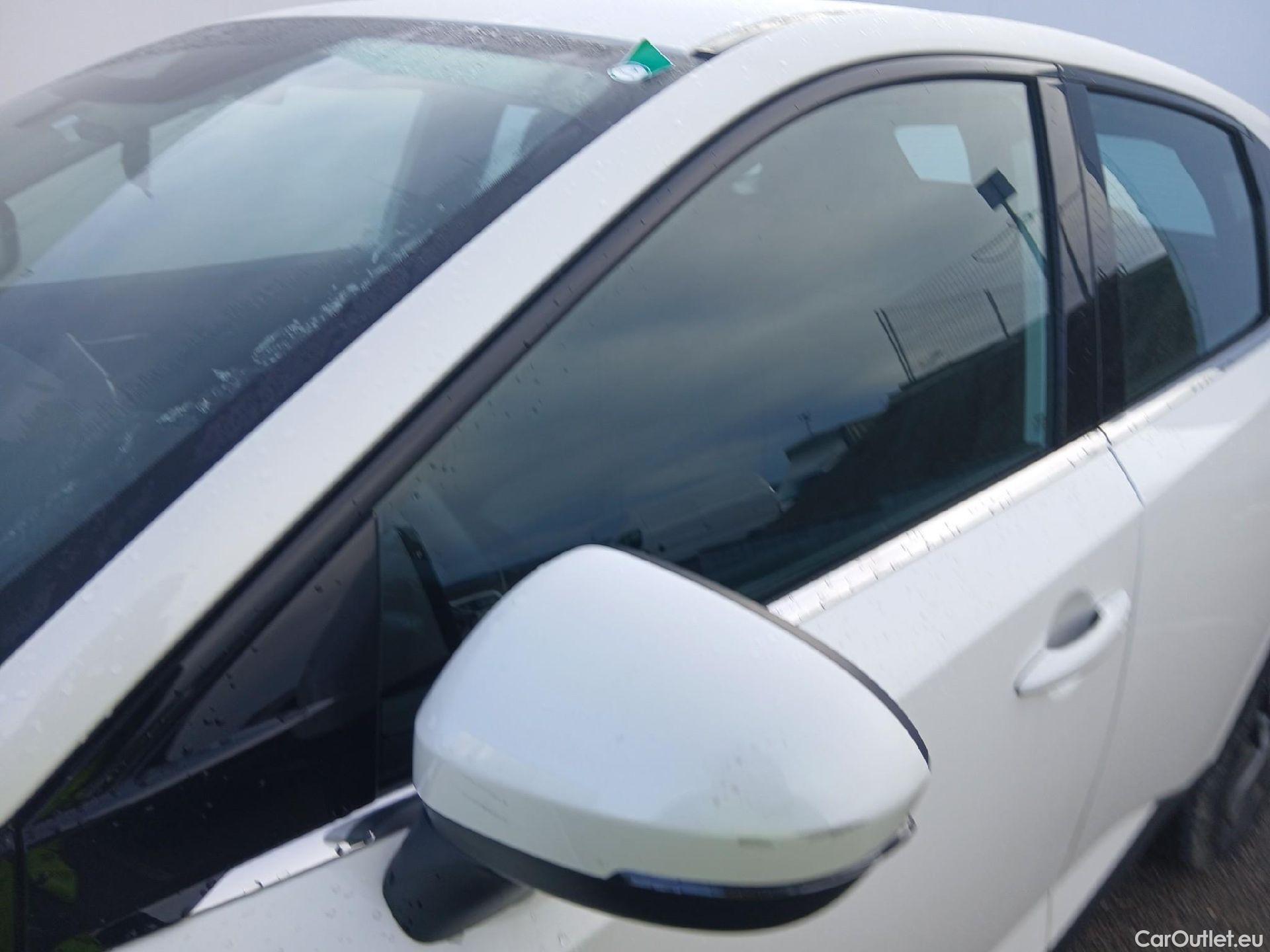  Nissan  Qashqai NISSAN  / 2021 / 5P / todoterreno DIG-T 116kW (158CV) mHEV Xtronic Acenta (AC2) #8