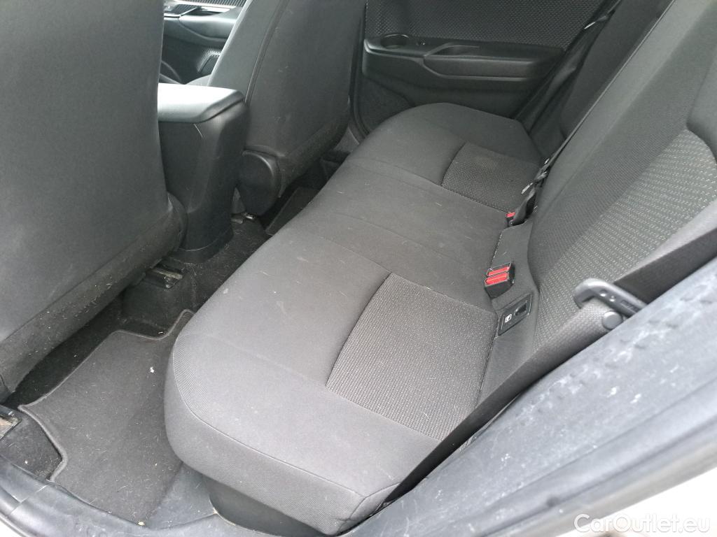  Toyota  C-HR TOYOTA  / 2016 / 5P / todoterreno 1.8 125H Advance (CX) #24