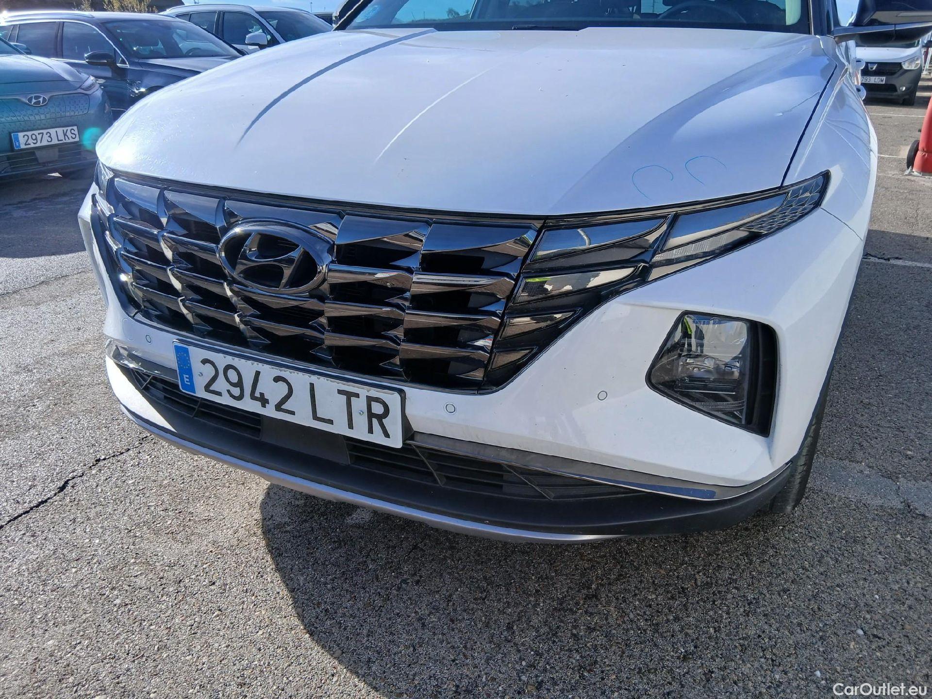  Hyundai  Tucson HYUNDAI  / 2020 / 5P / todoterreno 1.6 TGDI 169kW HEV Tecno Auto 2C #5