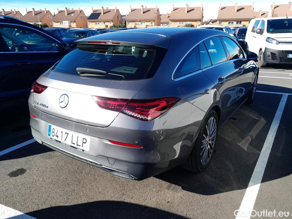  Mercedes  CLA-Klasse MERCEDES-BENZ CLA / 2019 / 5P / familiar CLA 200 D DCT Shooting Brake #1