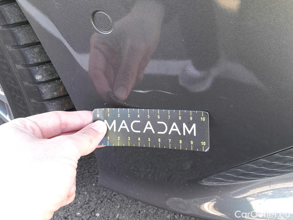  Mercedes  CLA-Klasse MERCEDES-BENZ CLA / 2019 / 5P / familiar CLA 200 D DCT Shooting Brake #16