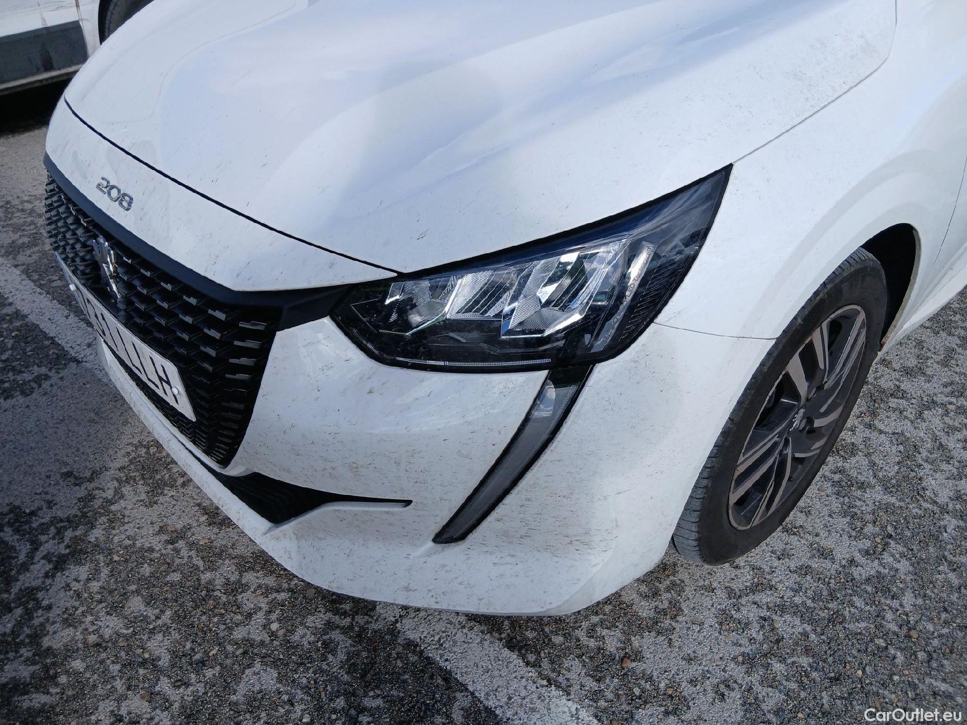  Peugeot  208 PEUGEOT  / 2019 / 5P / berlina con portón PureTech 73kW (100CV) Allure (CX) #3