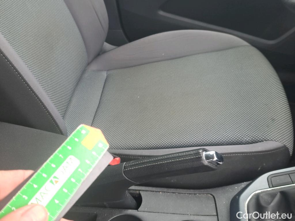  Seat  Arona SEAT  / 2017 / 5P / todoterreno 1.0 TSI 70kW (95CV) Style Edition Eco (CX) #4