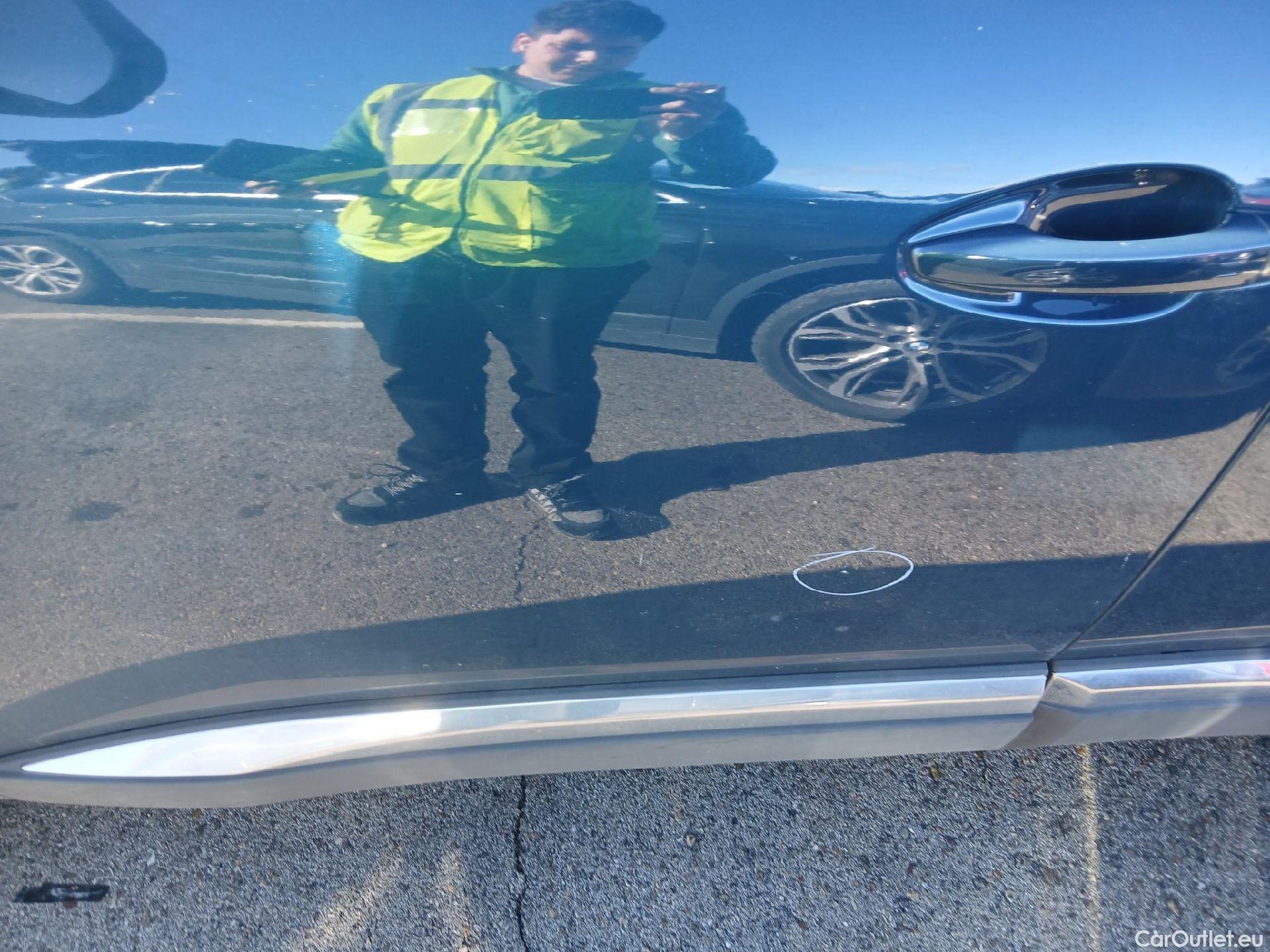  Peugeot  3008 PEUGEOT  / 2020 / 5P / todoterreno 1.5 BlueHDi 96kW S&S Allure Pack EAT8 #20