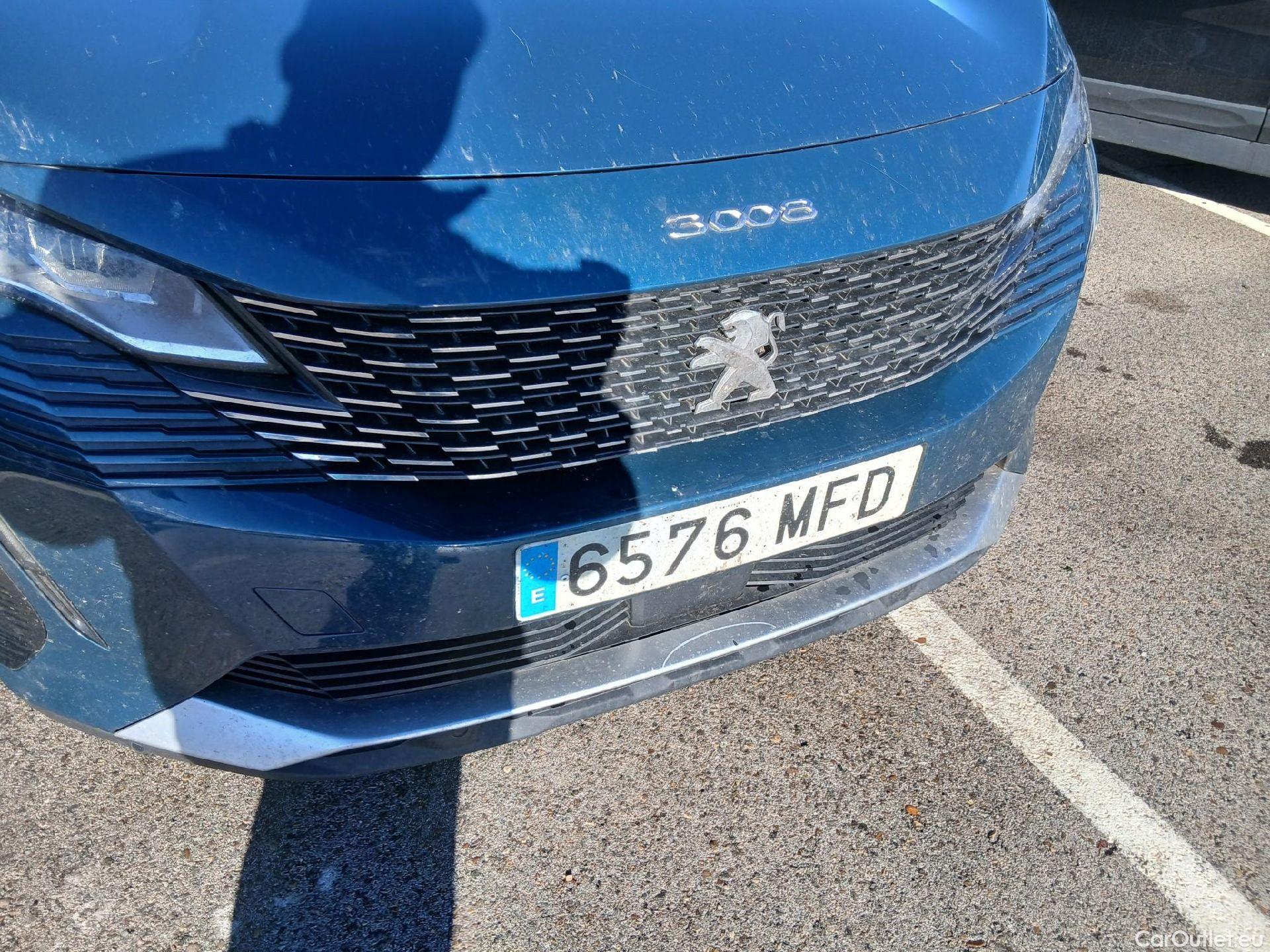  Peugeot  3008 PEUGEOT  / 2020 / 5P / todoterreno 1.5 BlueHDi 96kW S&S Allure Pack EAT8 #16