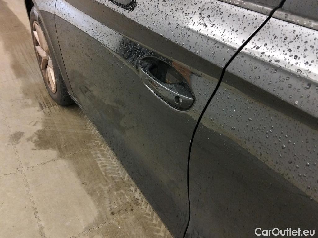  Seat  Leon SEAT Nuevo León / 2020 / 5P / familiar SP 2.0 TDI 85kW Style XL(SP) #19