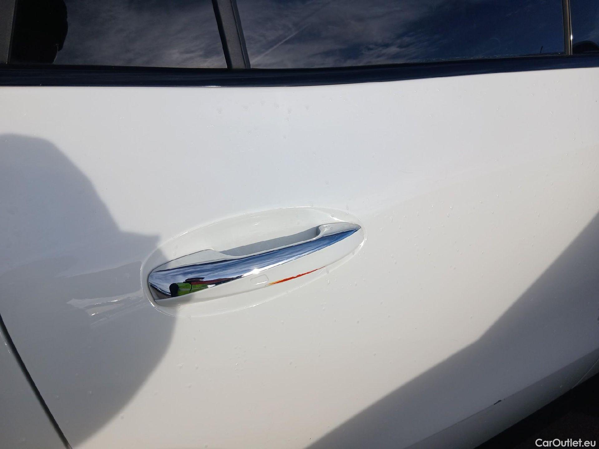  Mercedes  GLA Clase   250 e (247.785)AMG 1.3 AMG Line 220CV AT8 6E #19