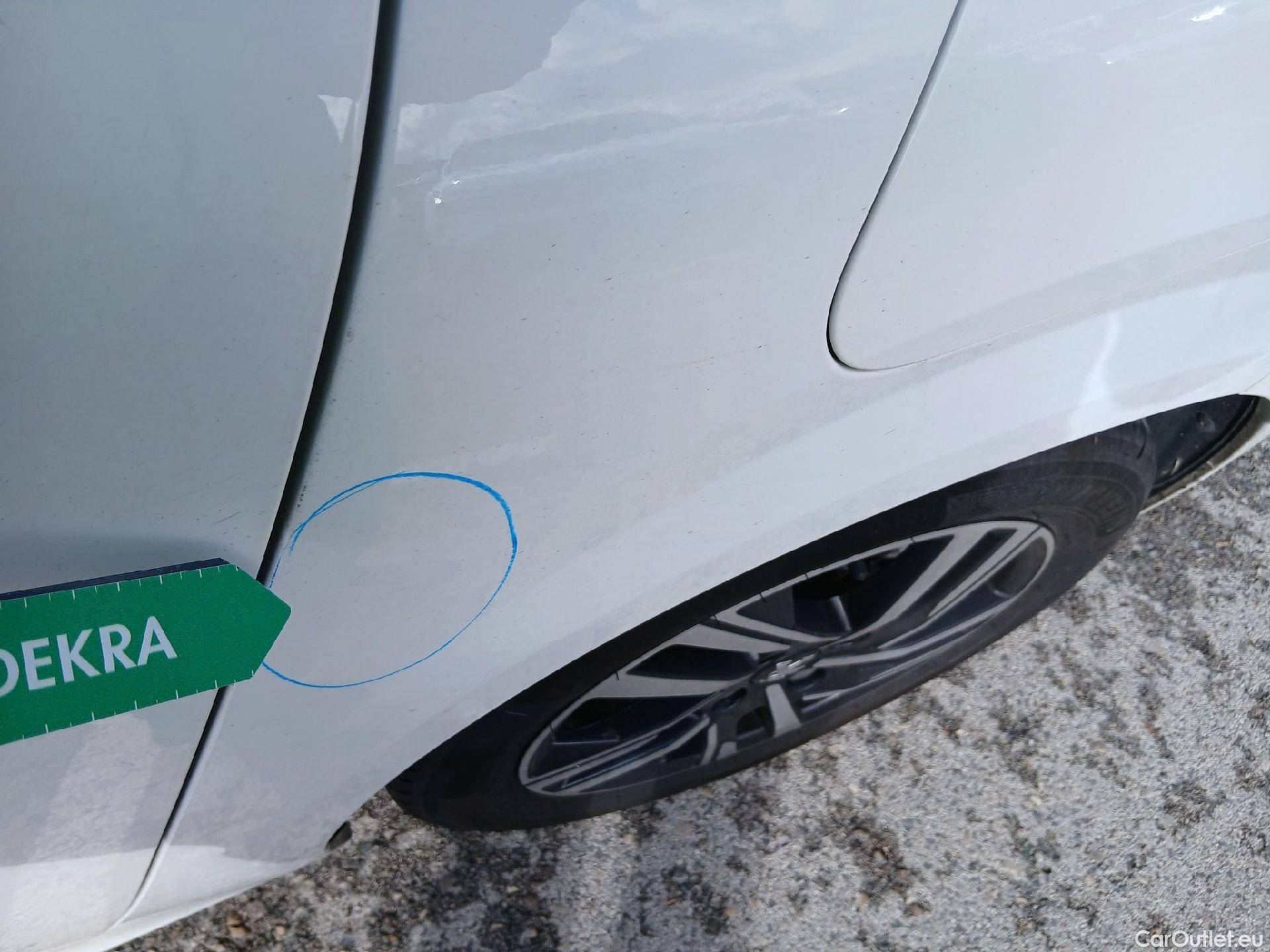  Peugeot  208 PEUGEOT  / 2019 / 5P / berlina con portón PureTech 73kW (100CV) Allure (CX) #7