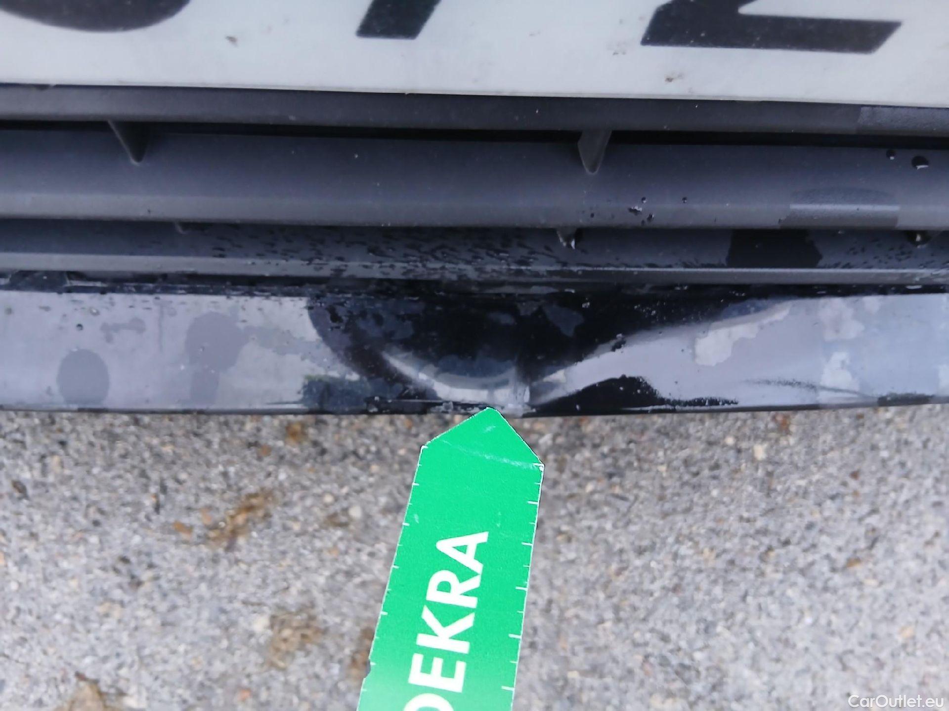  Volvo  XC60 VOLVO  / 2017 / 5P / todoterreno 2.0 B4 D Momentum Pro Auto #10