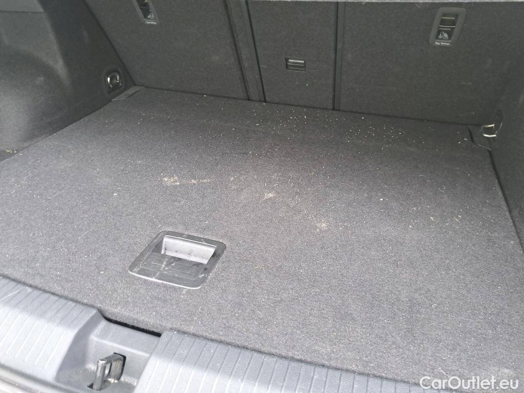  Volkswagen  T-ROC  Life 1.5 TSI 150CV AT7 E6d #9