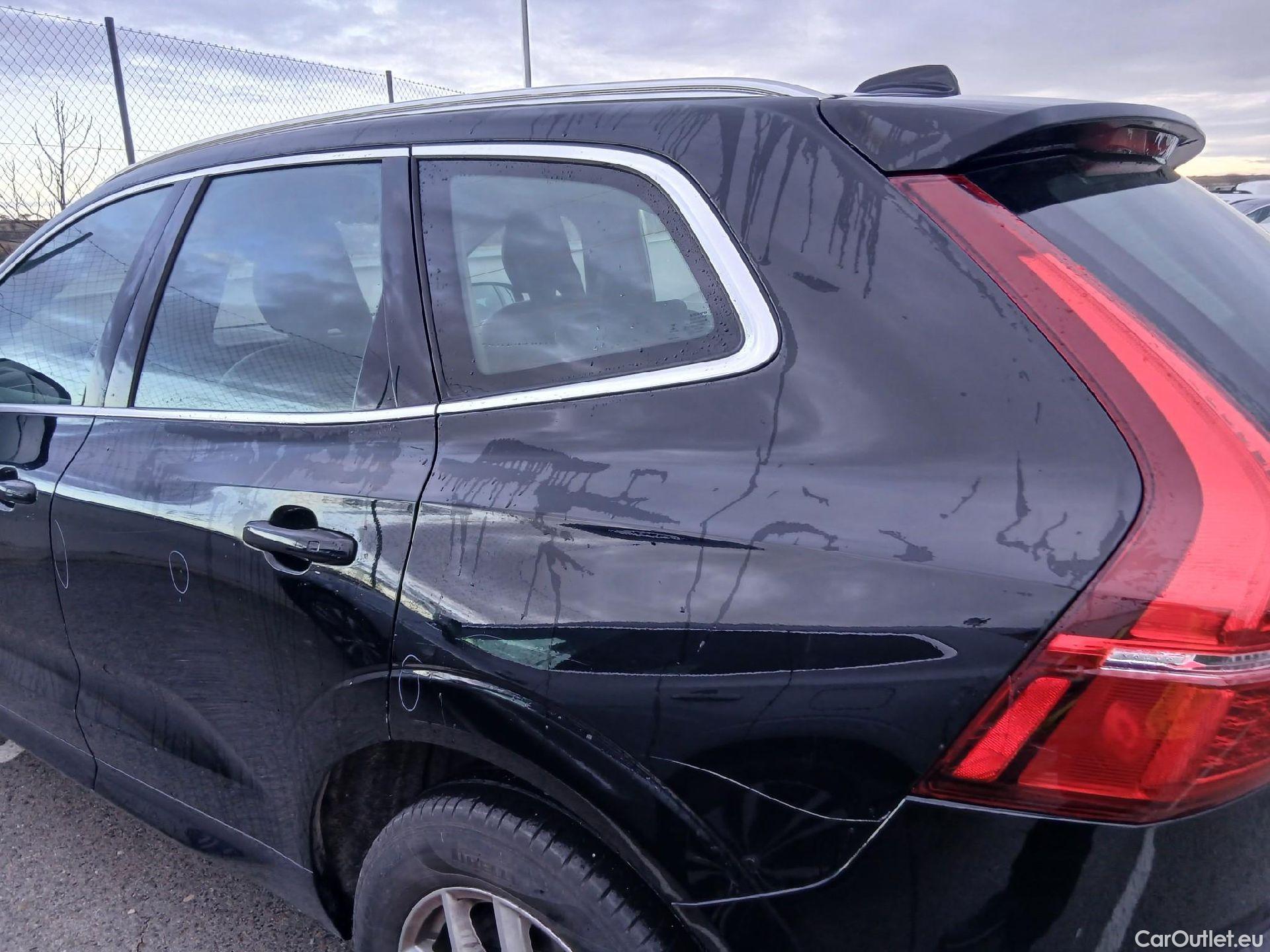  Volvo  XC60 VOLVO  / 2017 / 5P / todoterreno 2.0 B4 D Momentum Pro Auto #23