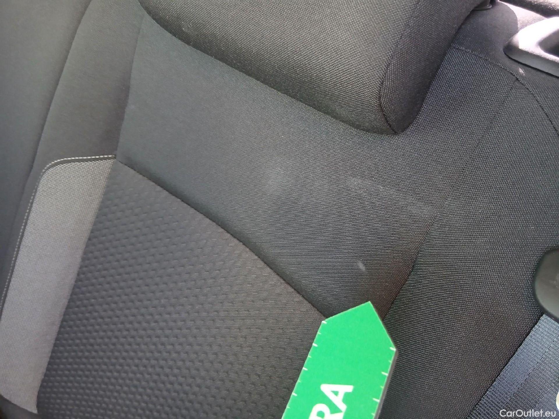  Volkswagen  Polo VOLKSWAGEN  / 2021 / 5P / berlina con portón Life 1.0 TSI 70kW (95CV) #7