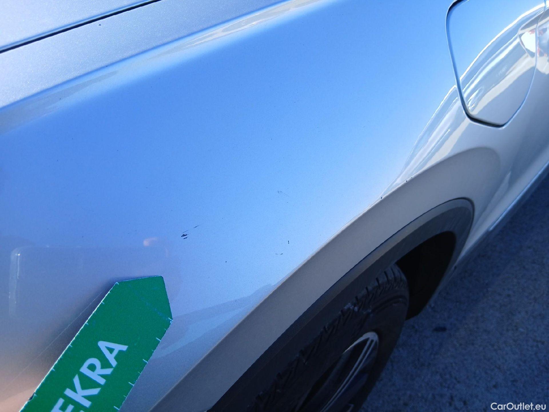  Volkswagen  Tiguan VOLKSWAGEN  / 2020 / 5P / todoterreno Life 1.4 TSI eHybrid 180kW (245CV) DSG #8