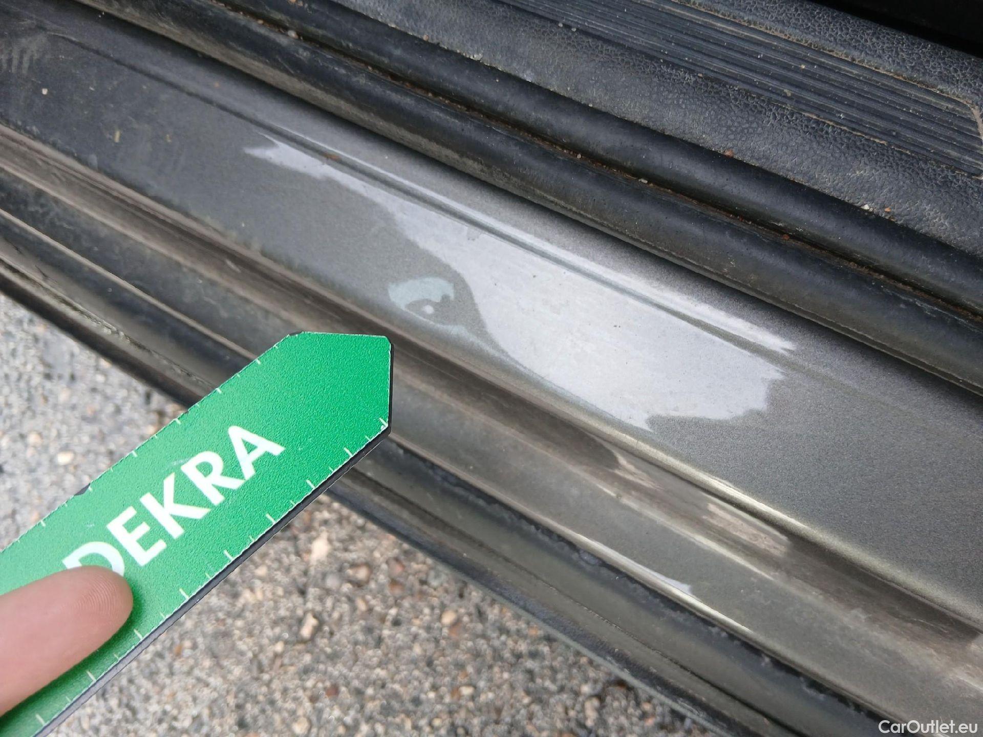  Volkswagen  T-CROSS VOLKSWAGEN  / 2018 / 5P / todoterreno Advance 1.0 TSI 85kW (115CV) DSG (AC) #16