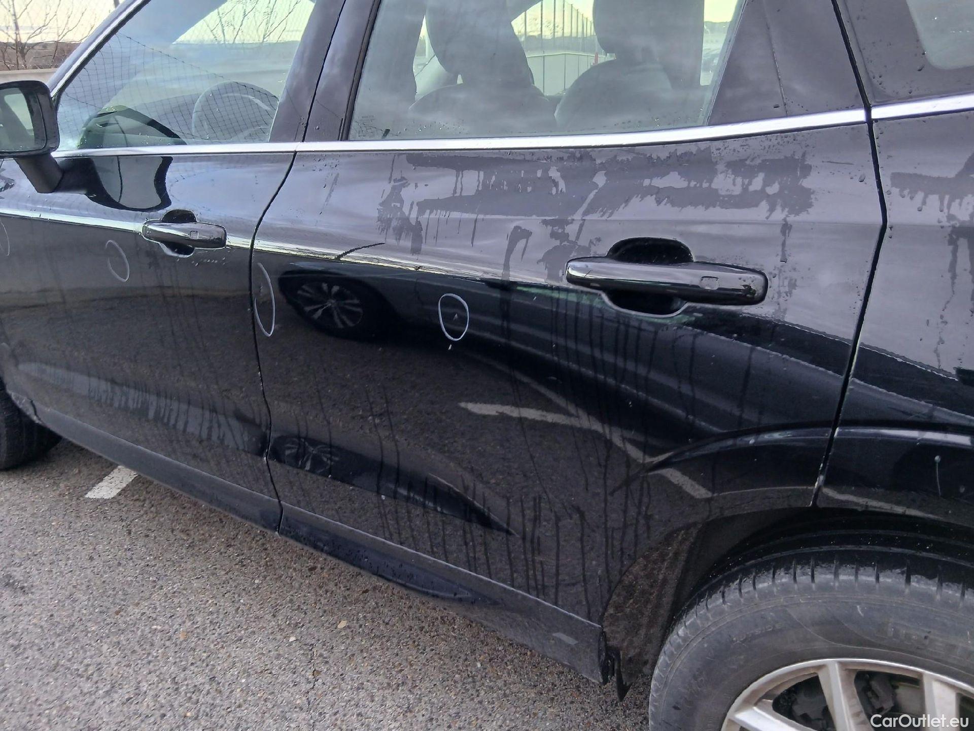  Volvo  XC60 VOLVO  / 2017 / 5P / todoterreno 2.0 B4 D Momentum Pro Auto #22