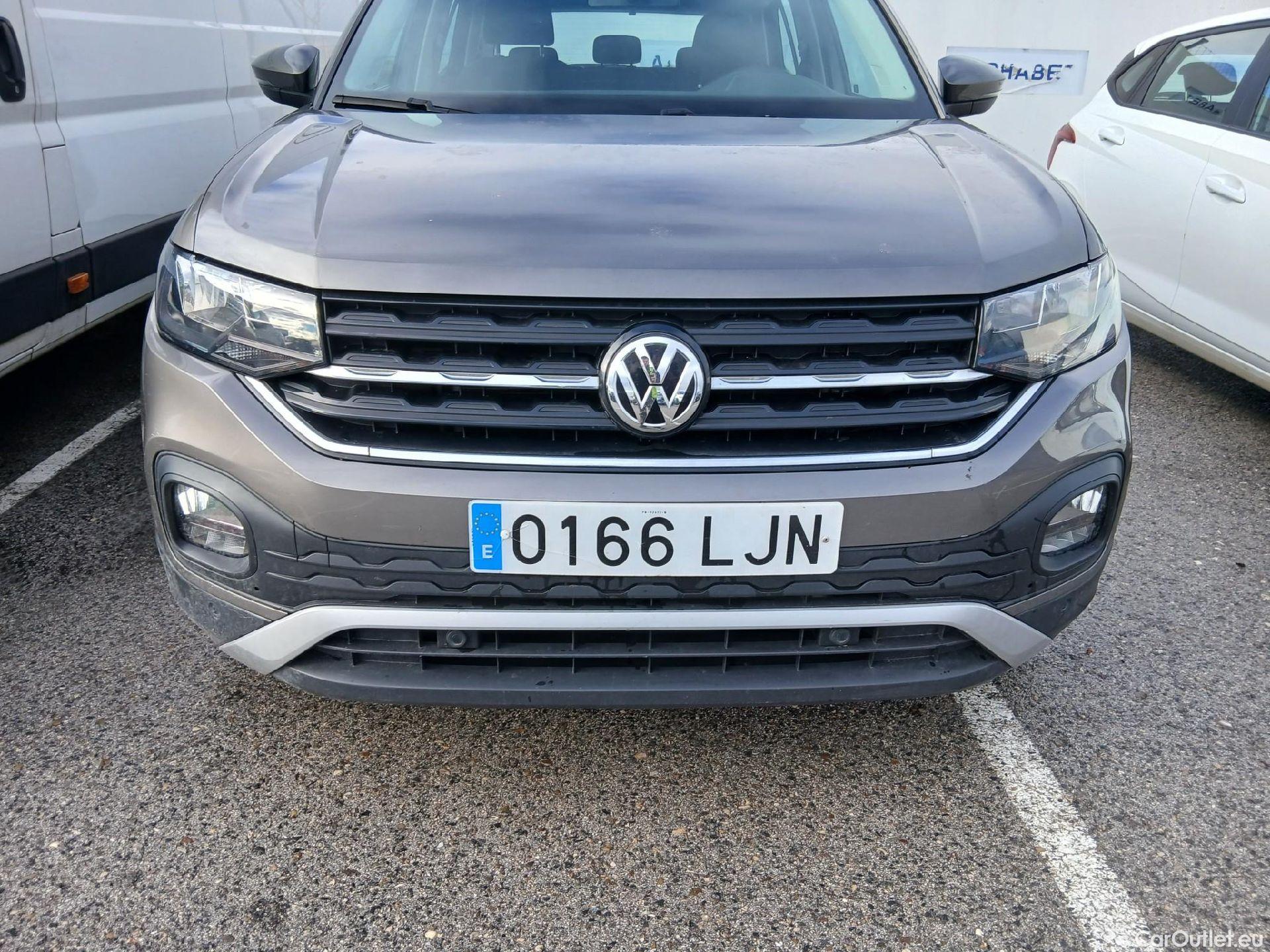  Volkswagen  T-CROSS VOLKSWAGEN  / 2018 / 5P / todoterreno Advance 1.0 TSI 85kW (115CV) DSG (AC) #5