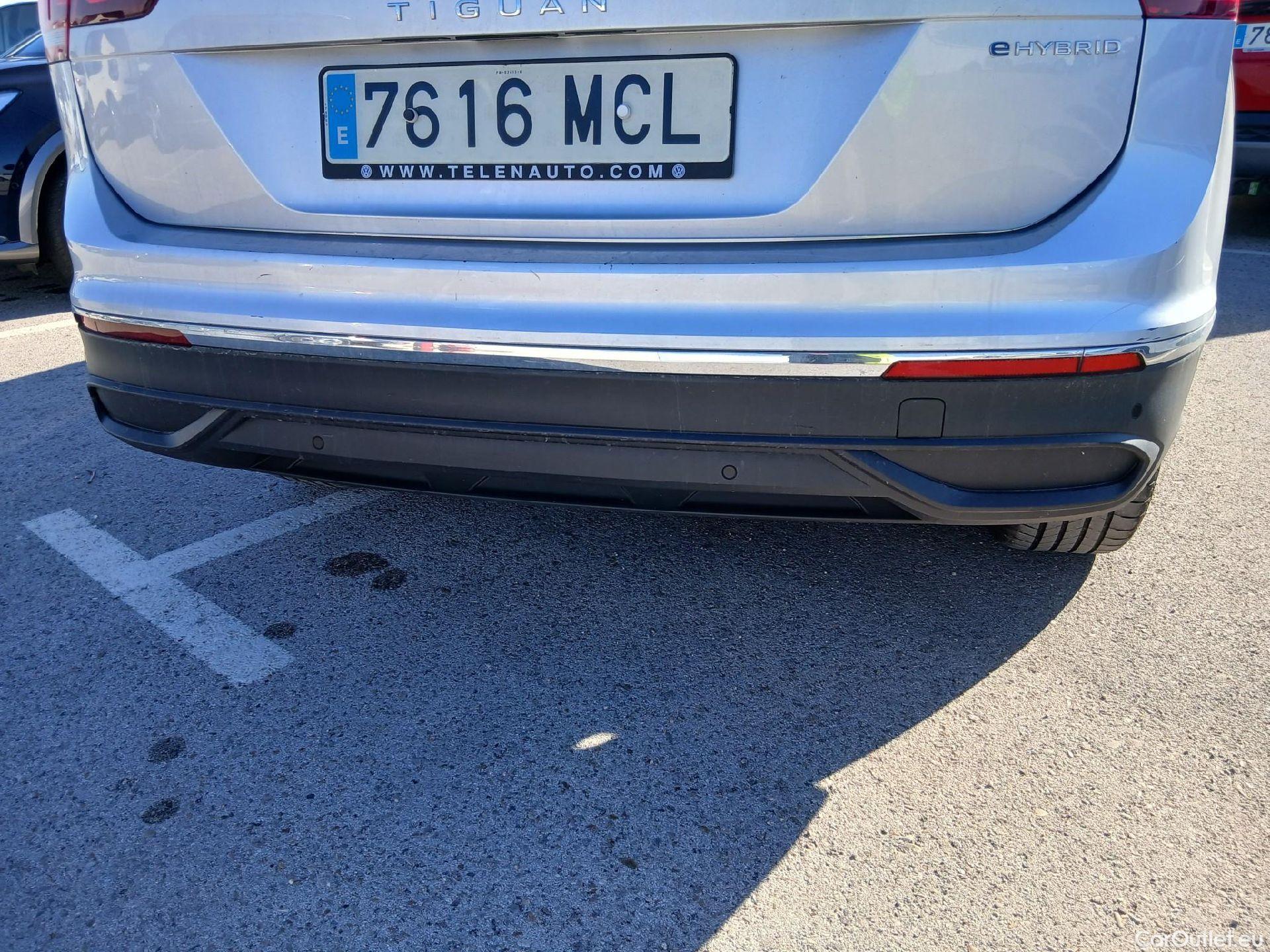  Volkswagen  Tiguan VOLKSWAGEN  / 2020 / 5P / todoterreno Life 1.4 TSI eHybrid 180kW (245CV) DSG #24