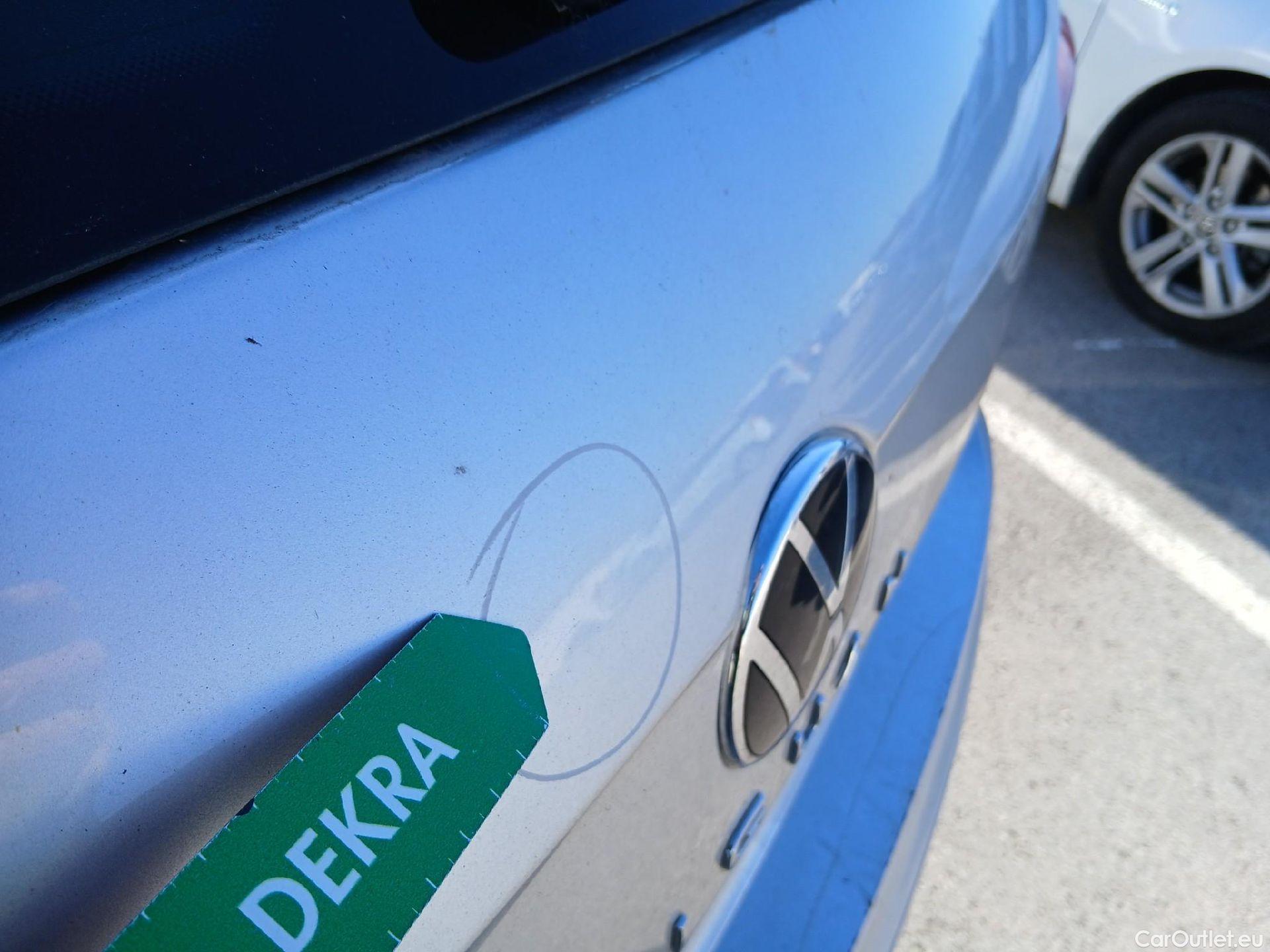  Volkswagen  Tiguan VOLKSWAGEN  / 2020 / 5P / todoterreno Life 1.4 TSI eHybrid 180kW (245CV) DSG #19