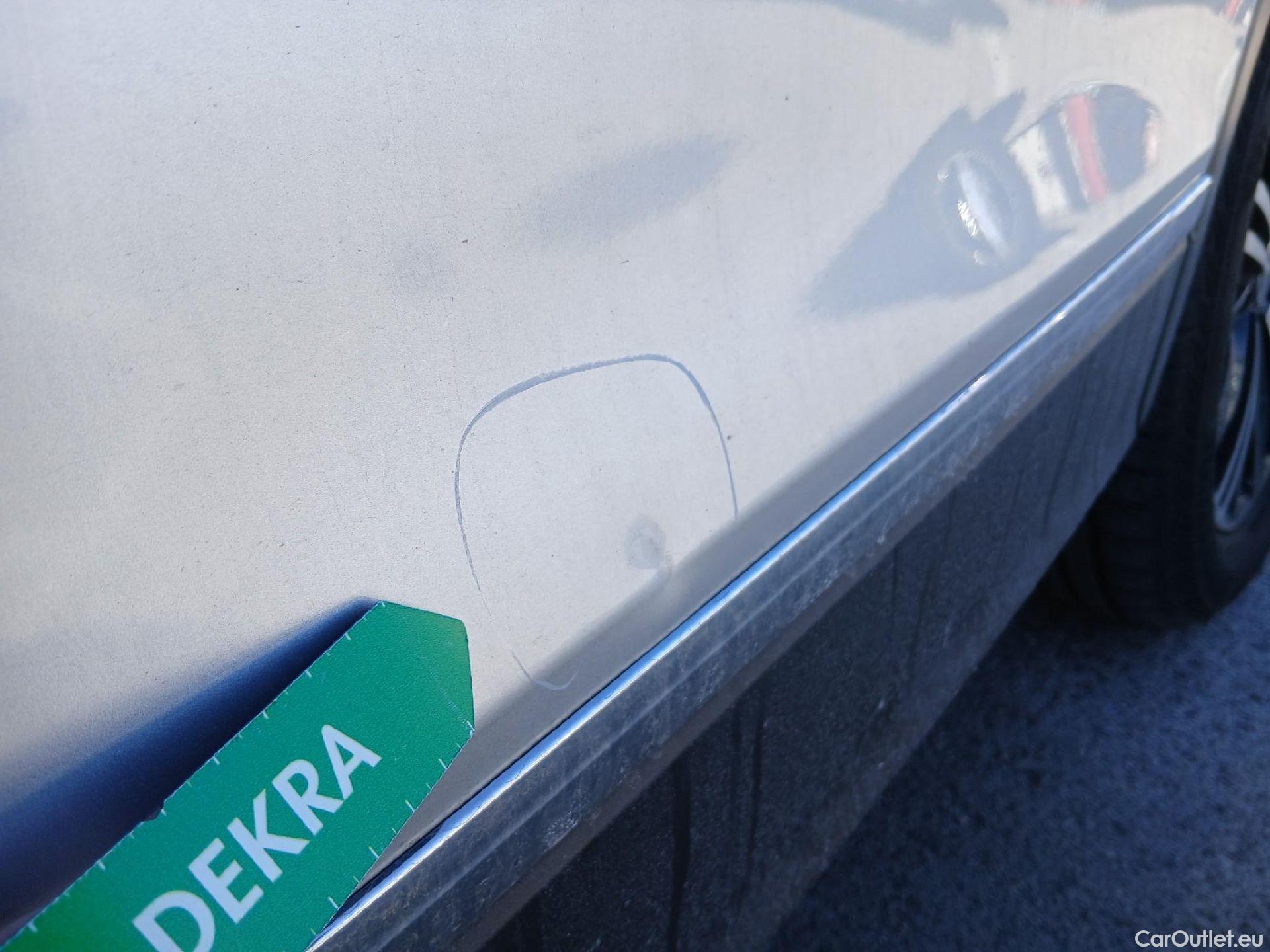  Volkswagen  Tiguan VOLKSWAGEN  / 2020 / 5P / todoterreno Life 1.4 TSI eHybrid 180kW (245CV) DSG #11