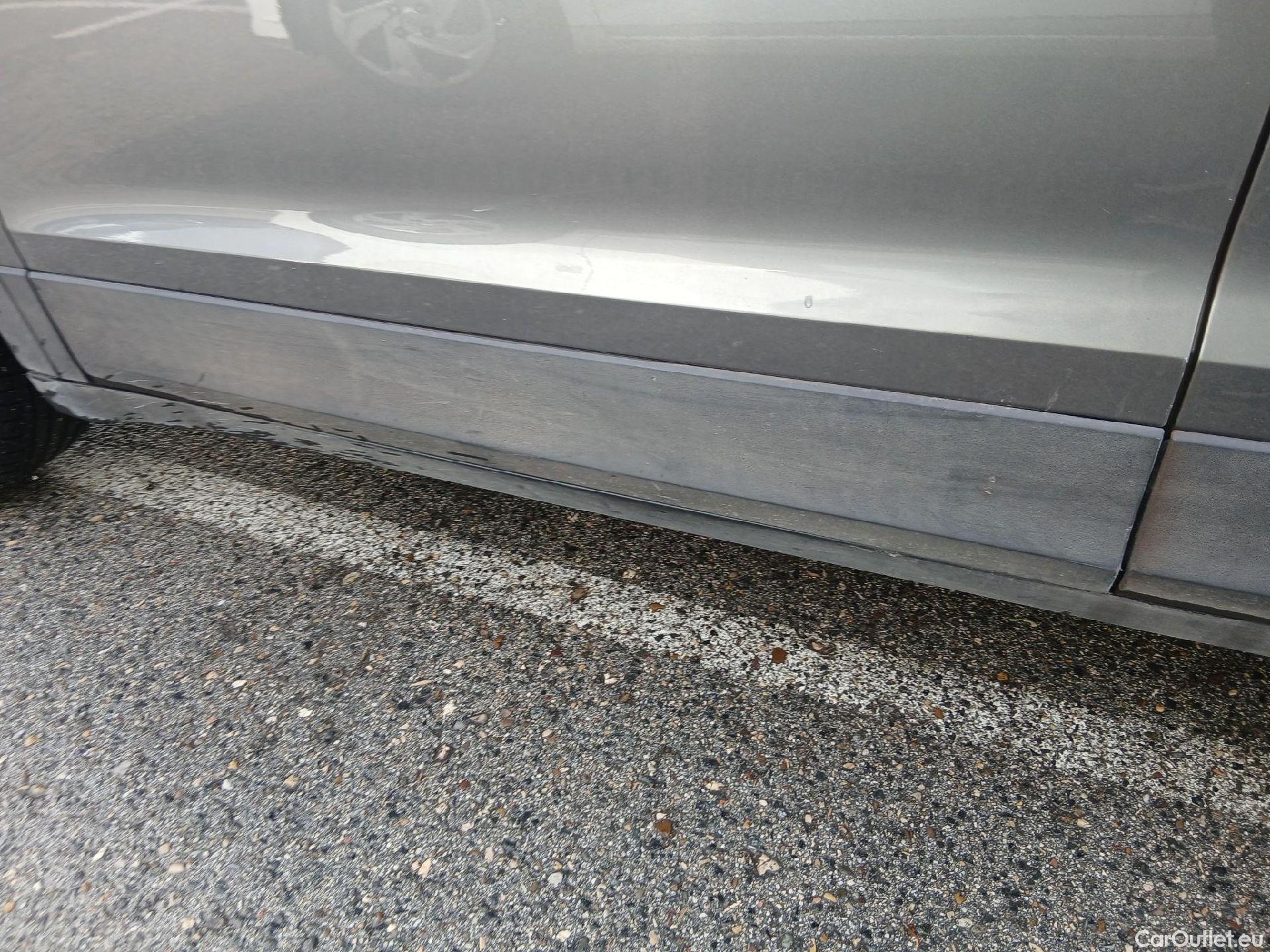  Volkswagen  T-CROSS VOLKSWAGEN  / 2018 / 5P / todoterreno Advance 1.0 TSI 85kW (115CV) DSG (AC) #19