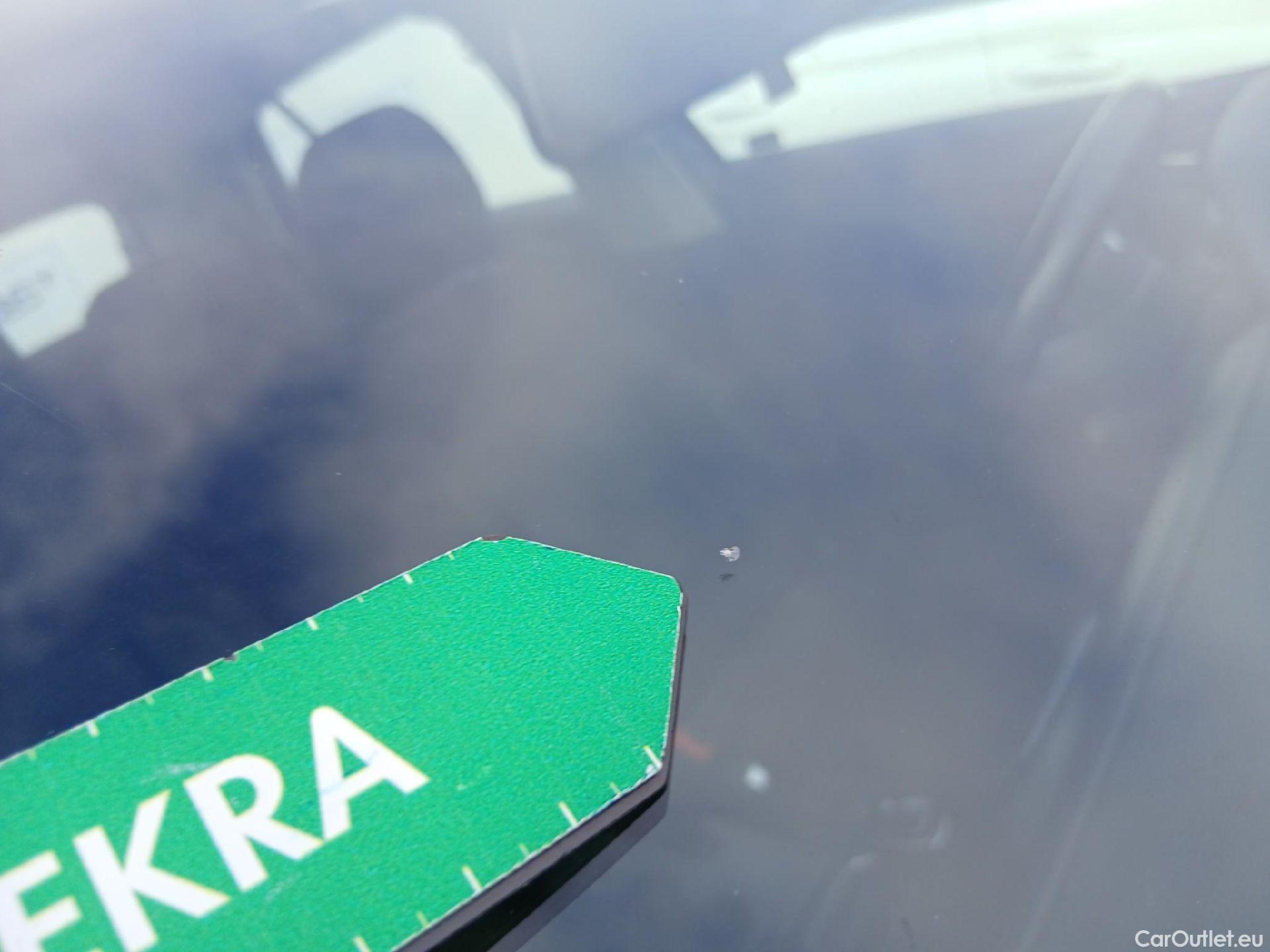  Volkswagen  T-CROSS VOLKSWAGEN  / 2018 / 5P / todoterreno Advance 1.0 TSI 85kW (115CV) DSG (AC) #1