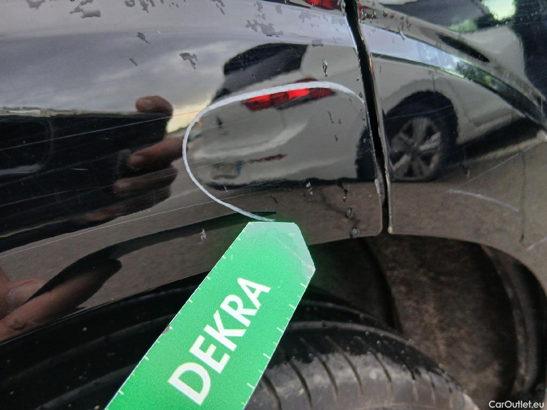  Volvo  XC60 VOLVO  / 2017 / 5P / todoterreno 2.0 B4 D Momentum Pro Auto #51