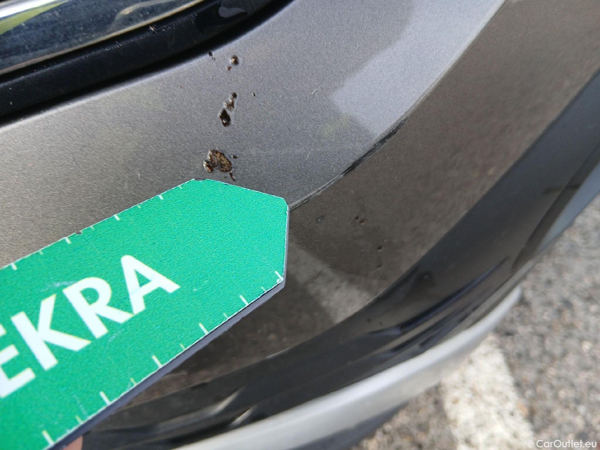  Volkswagen  T-CROSS VOLKSWAGEN  / 2018 / 5P / todoterreno Advance 1.0 TSI 85kW (115CV) DSG (AC) #4