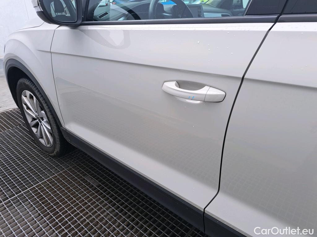  Volkswagen  T-ROC  Life 1.5 TSI 150CV AT7 E6d #16