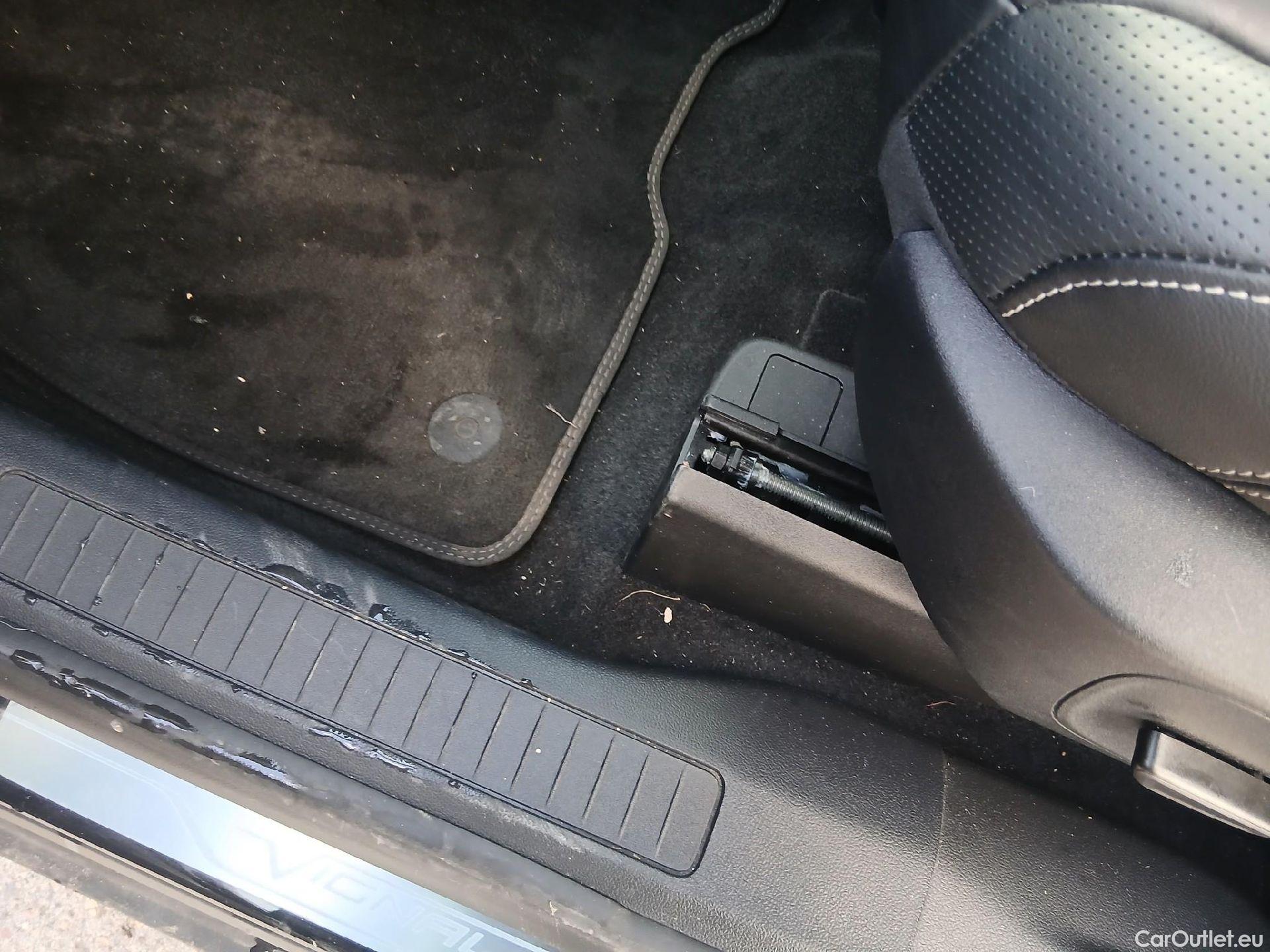  Ford  Kuga  Hybrid Vignale 2.5 190CV ATV E6d #1