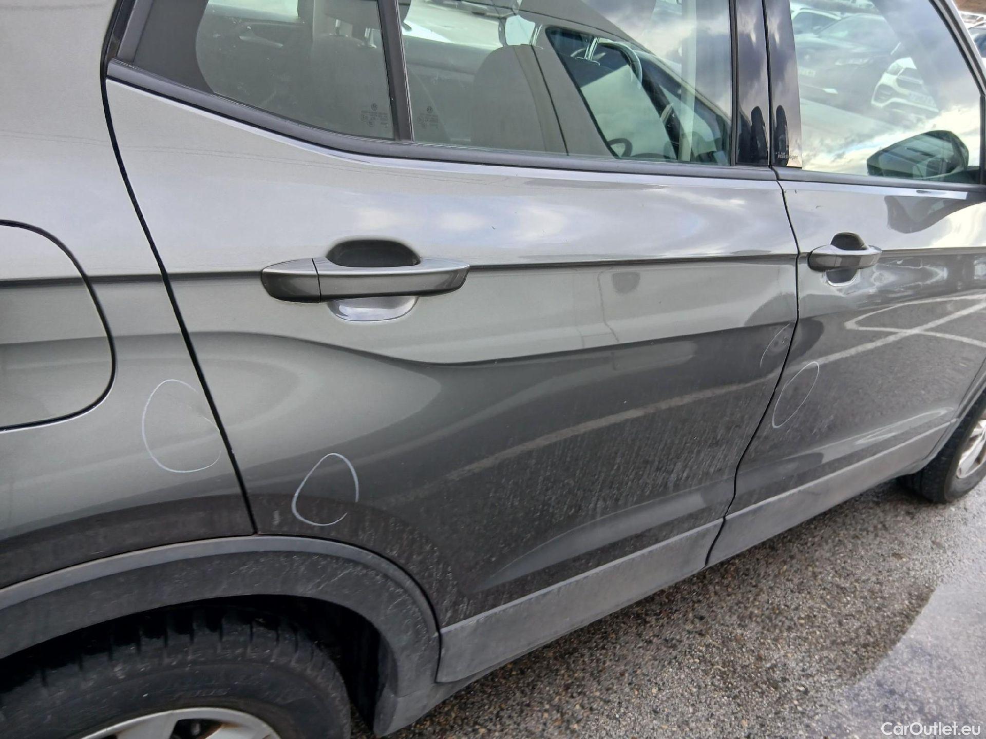  Volkswagen  T-CROSS VOLKSWAGEN  / 2018 / 5P / todoterreno Advance 1.0 TSI 85kW (115CV) DSG (AC) #34